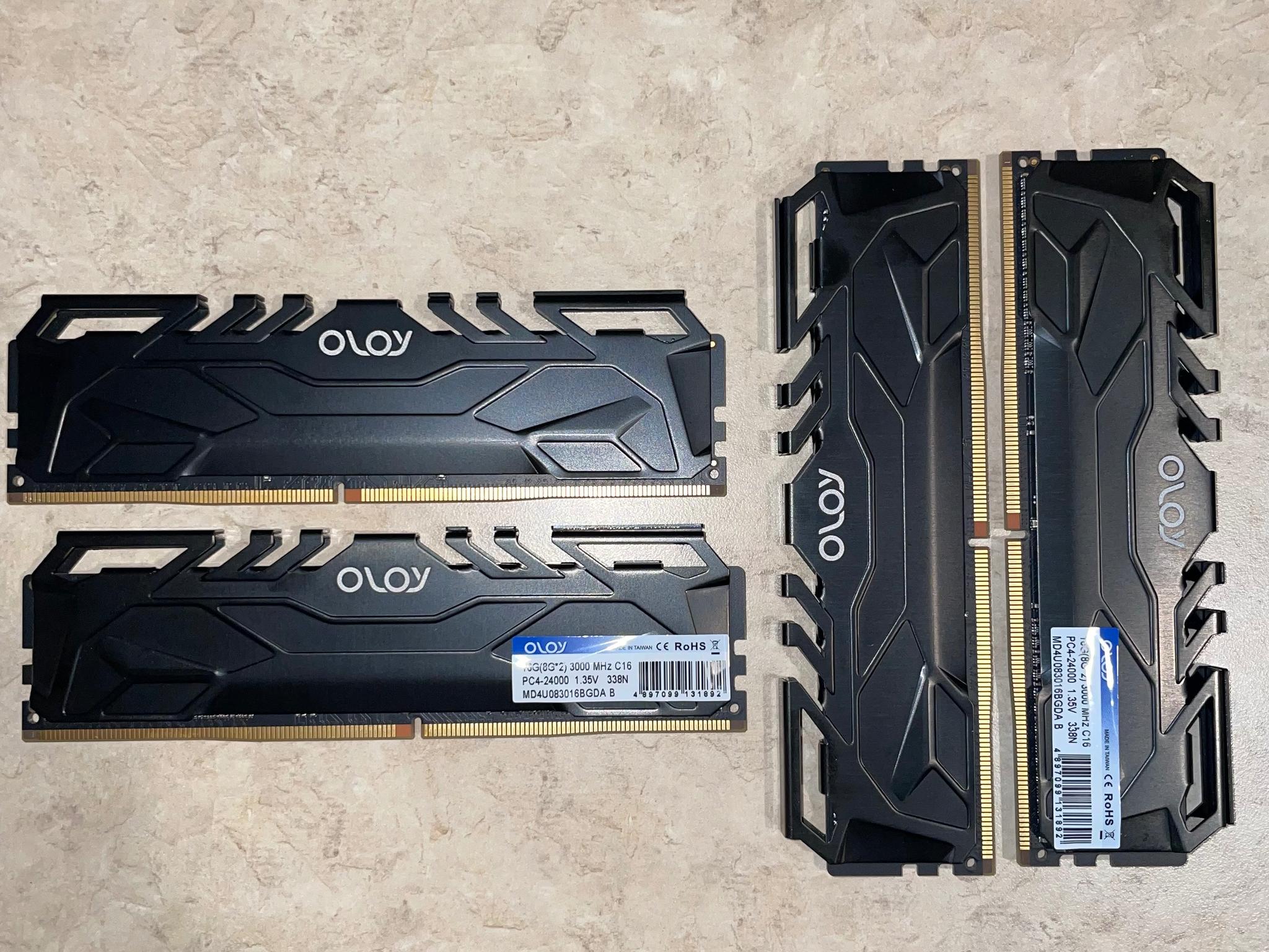 Black OLOY DDR4 RAM Sticks 32gb (4x8gb) 3000 mt/s CL16
