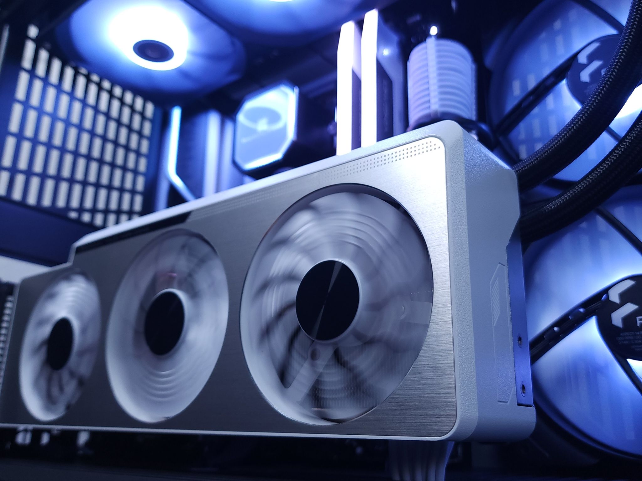 💙🤍RTX 3080 Ti | i7 12700K | 32GB 5200MHz DDR5 | 1TB NVMe Gen 4