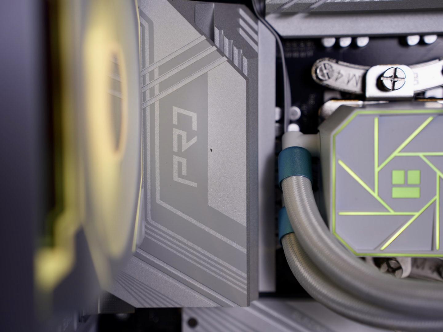 RTX 5090 | Ryzen 7 9800X3D Gaming PC