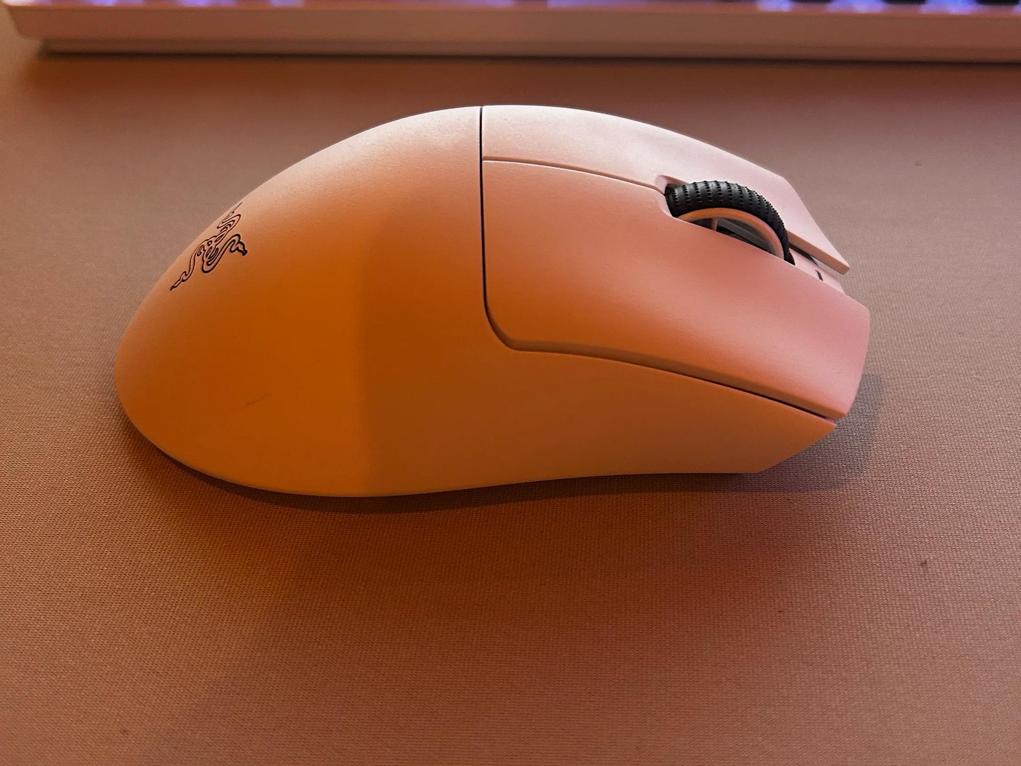 Razer Deathadder V3 Pro - Less than 1 hour of use 
