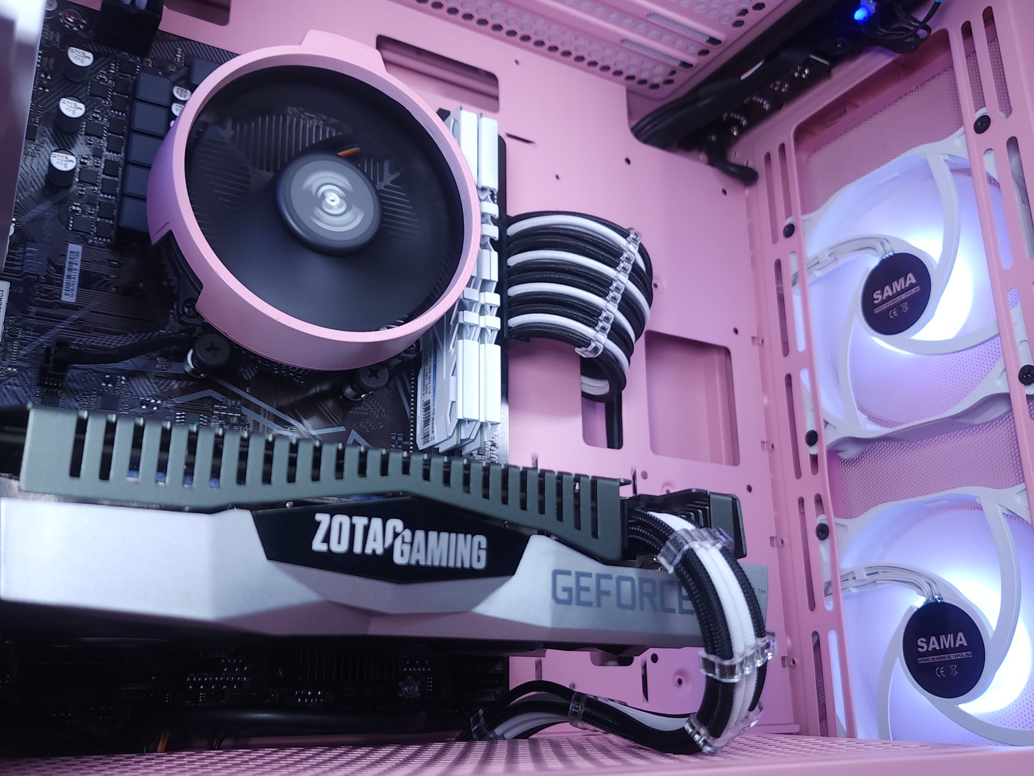 🌸🌸RTX 2060 // Ryzen 3 4100 // 16GB 3200MHz // 1TB NVMe Gen 3