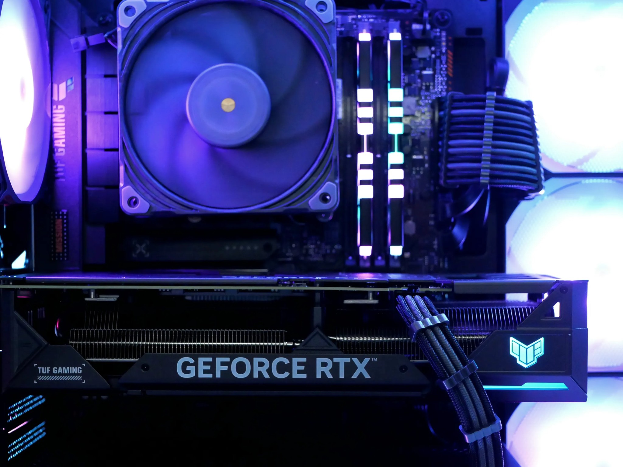 TUF Metal | RTX 4070, I5 13400F (10-core), 32gb ram Glass tower RGB PC