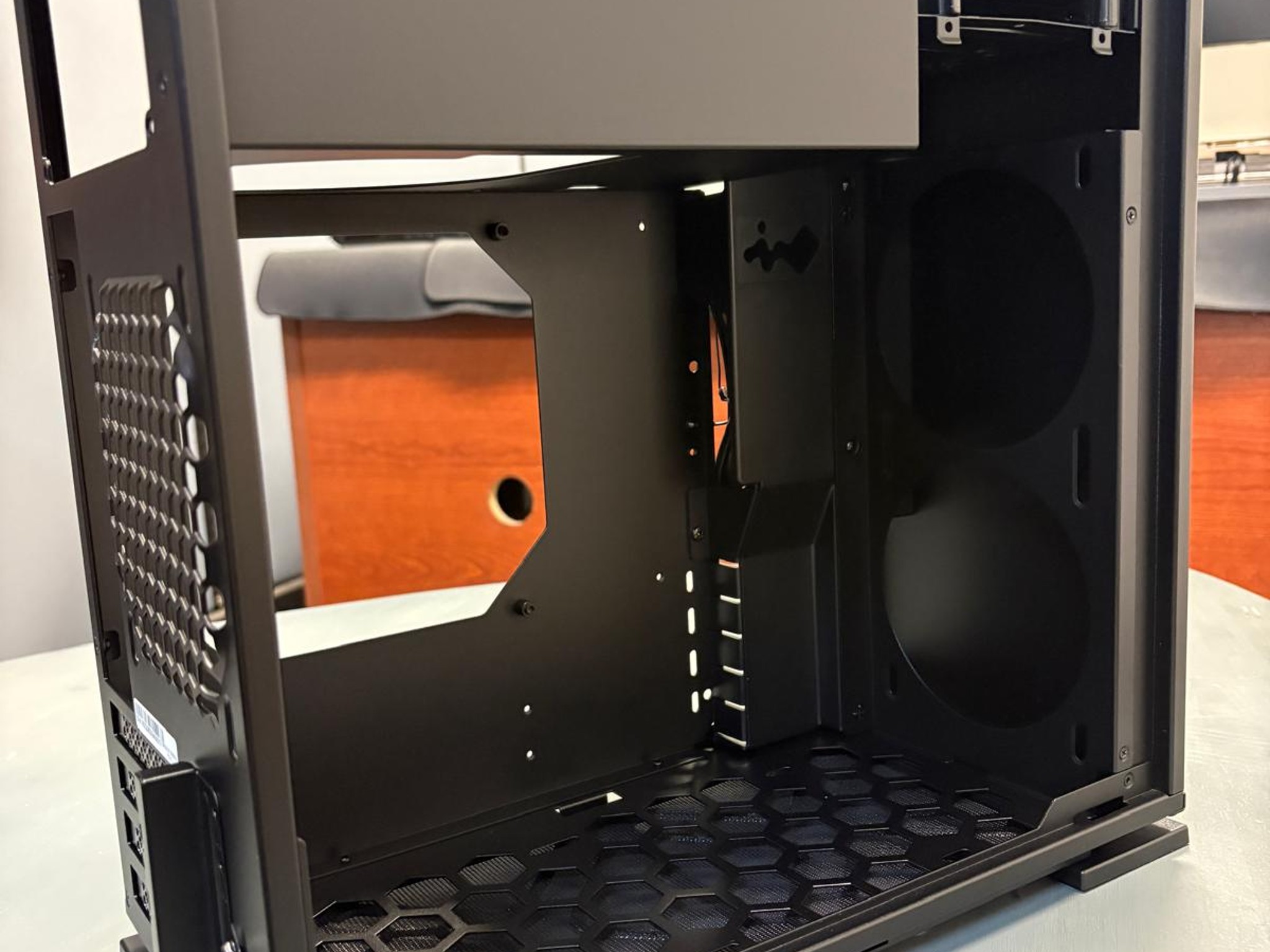 InWin 301 Black Tempered Glass -Micro ATX Tower Gaming Computer Case - OPEN BOX