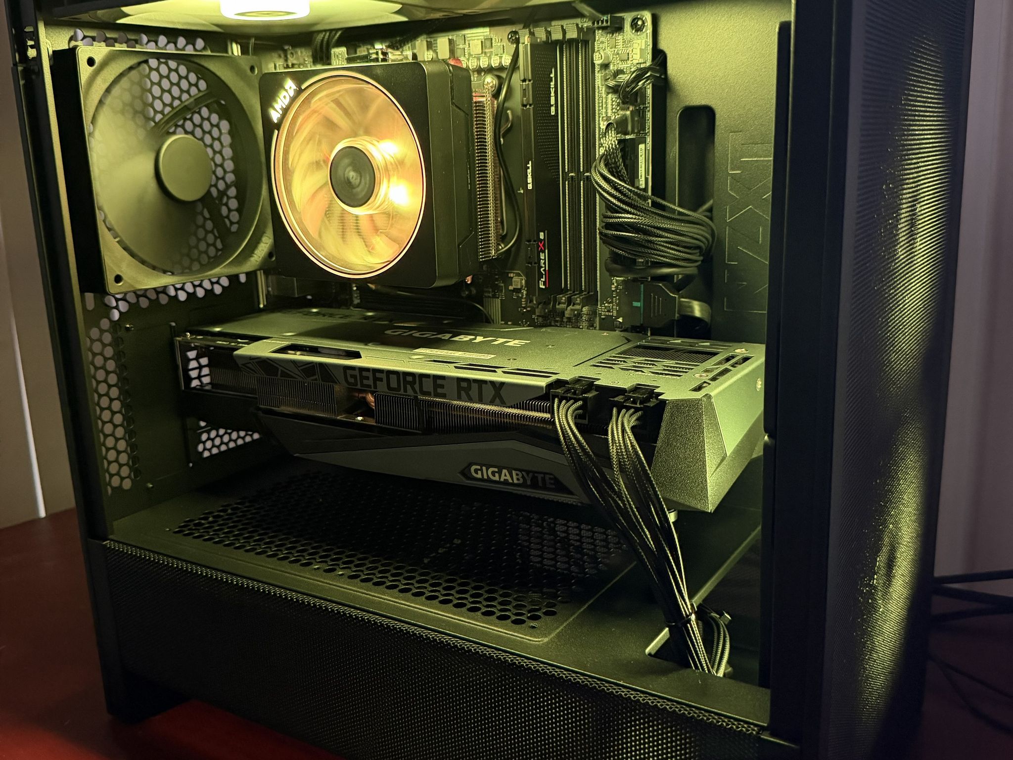"Eternal Dragon" Ryzen 5 7500X3D, RTX 3080 12GB, 16GB DDR5-6000, 1TB Gen4 NVMe