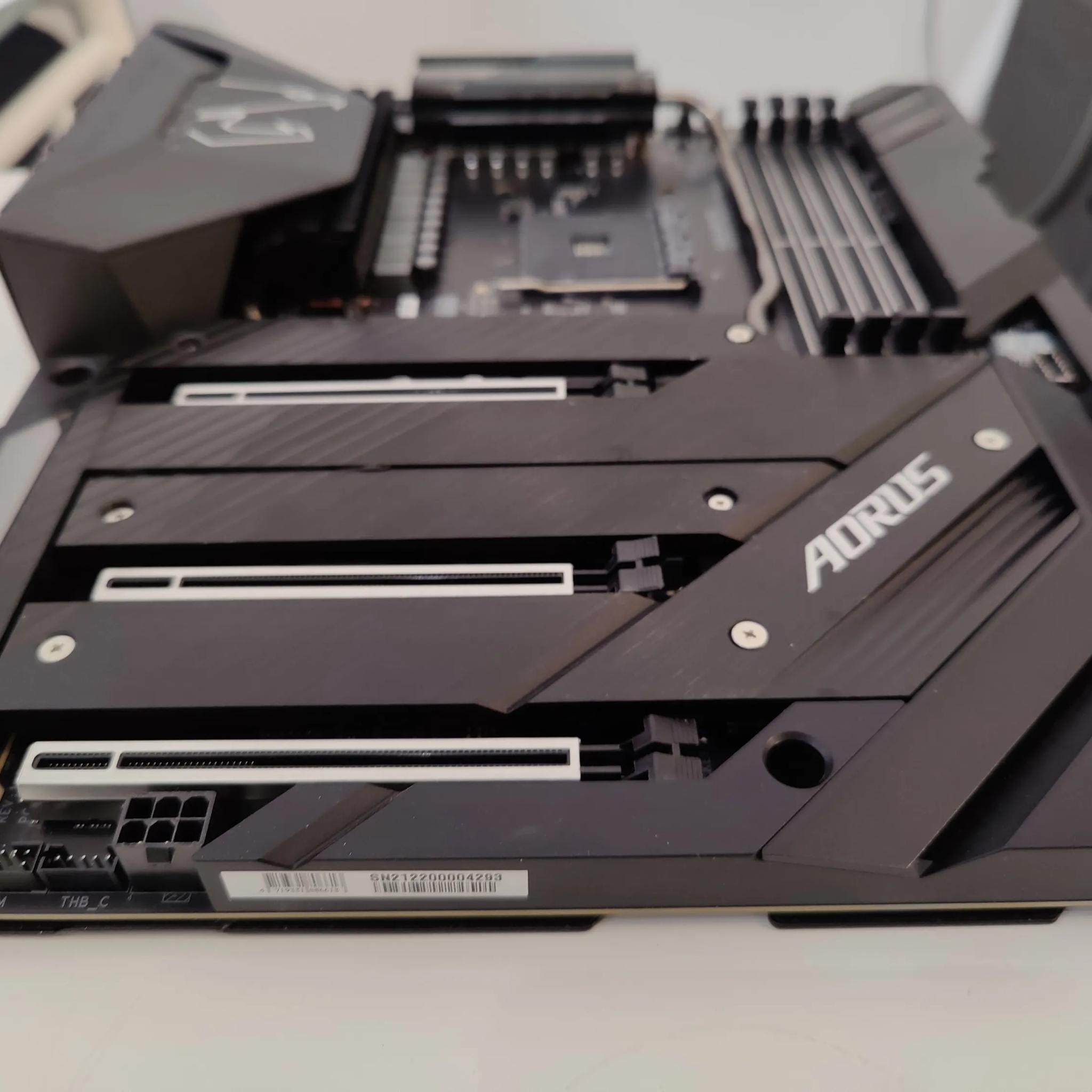Gigabyte X570 Extreme