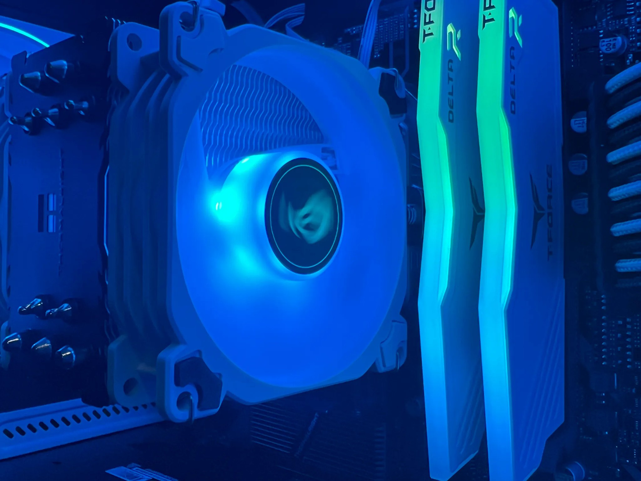 "The Star" 5600x, GTX 1080, black and white gaming pc with 32gb ram, WI-FI, and free headset