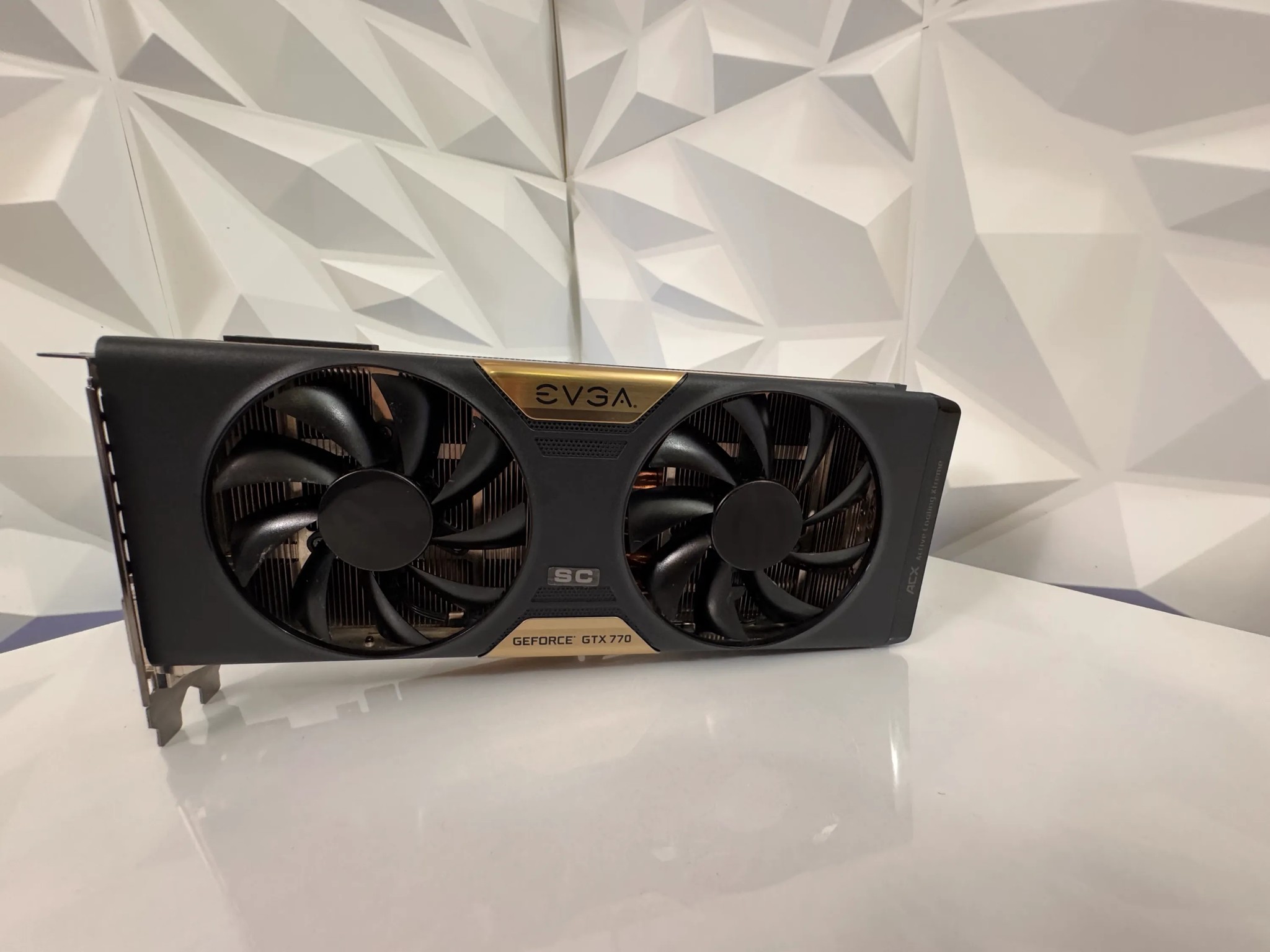 🔹 EVGA GTX 770 – Great 1080p Performance!