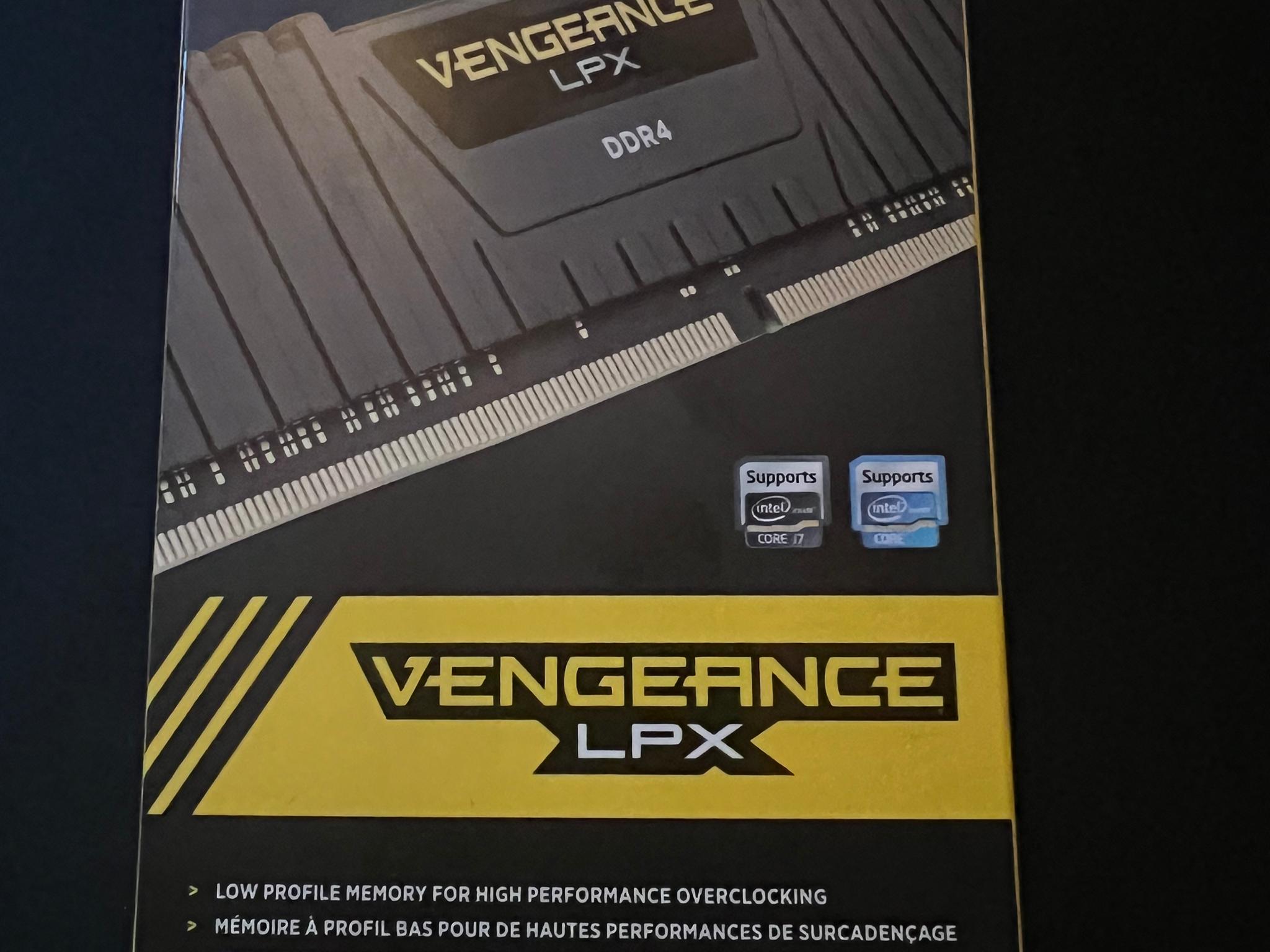 Corsair Vengeance LPX 16GB (2x8GB) DDR4 3600 (PC4-28800) C16 1.35V AMD & Intel optimized - Black