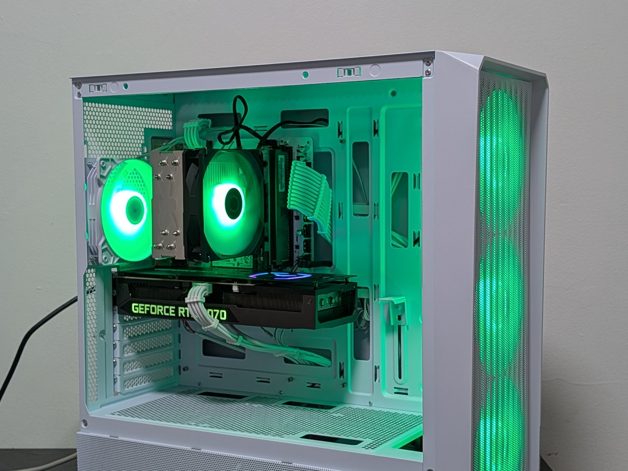 RTX 3070 8GB | Ryzen 5 3600 | 16GB DDR4 | 2TB HDD + 128GB SATA M2 SSD | Win 11 | Custom Gaming PC