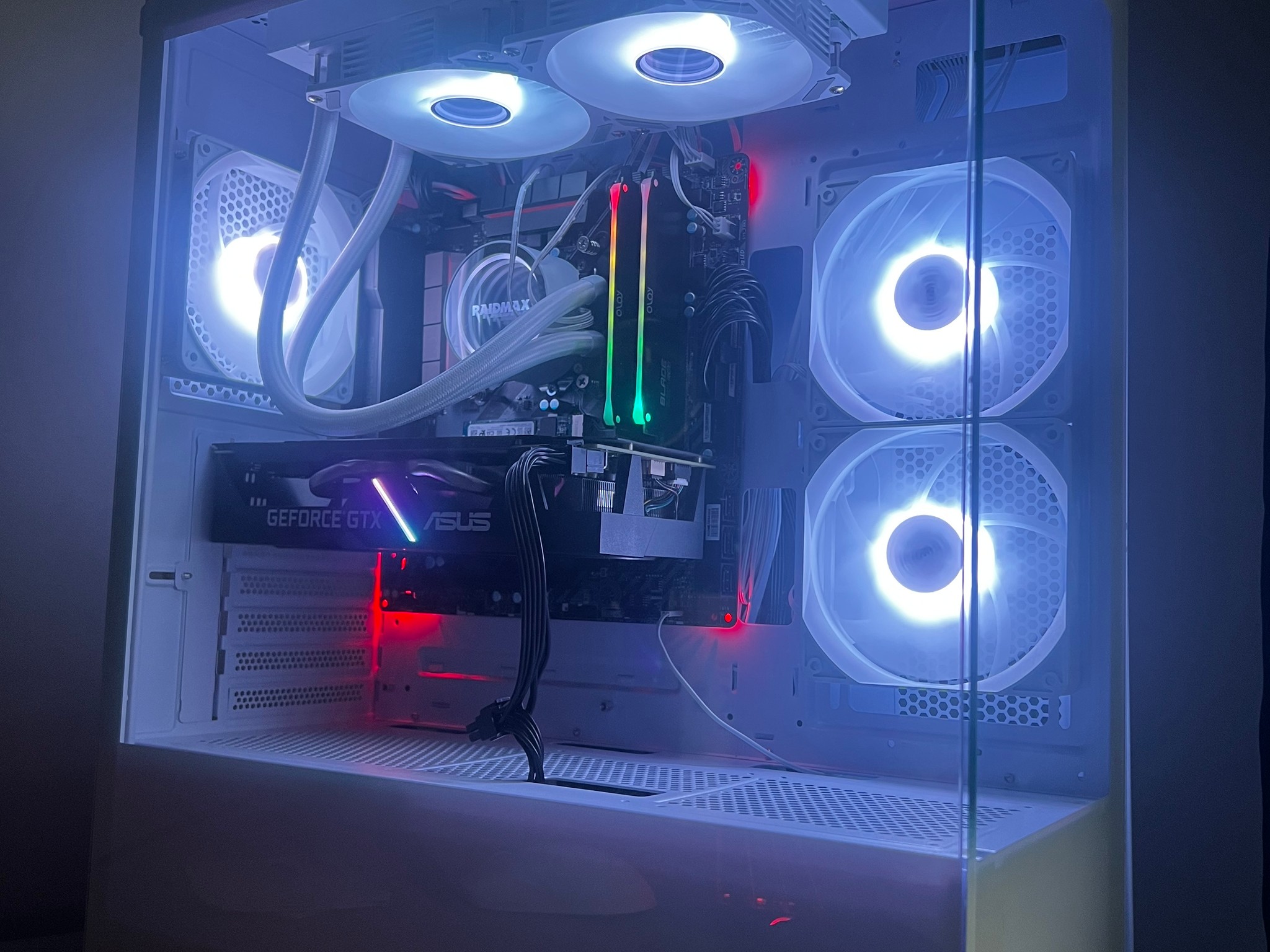 Custom White Gaming Pc | GTX 1660 Super OC • Intel i7 • 16GB DDR4
