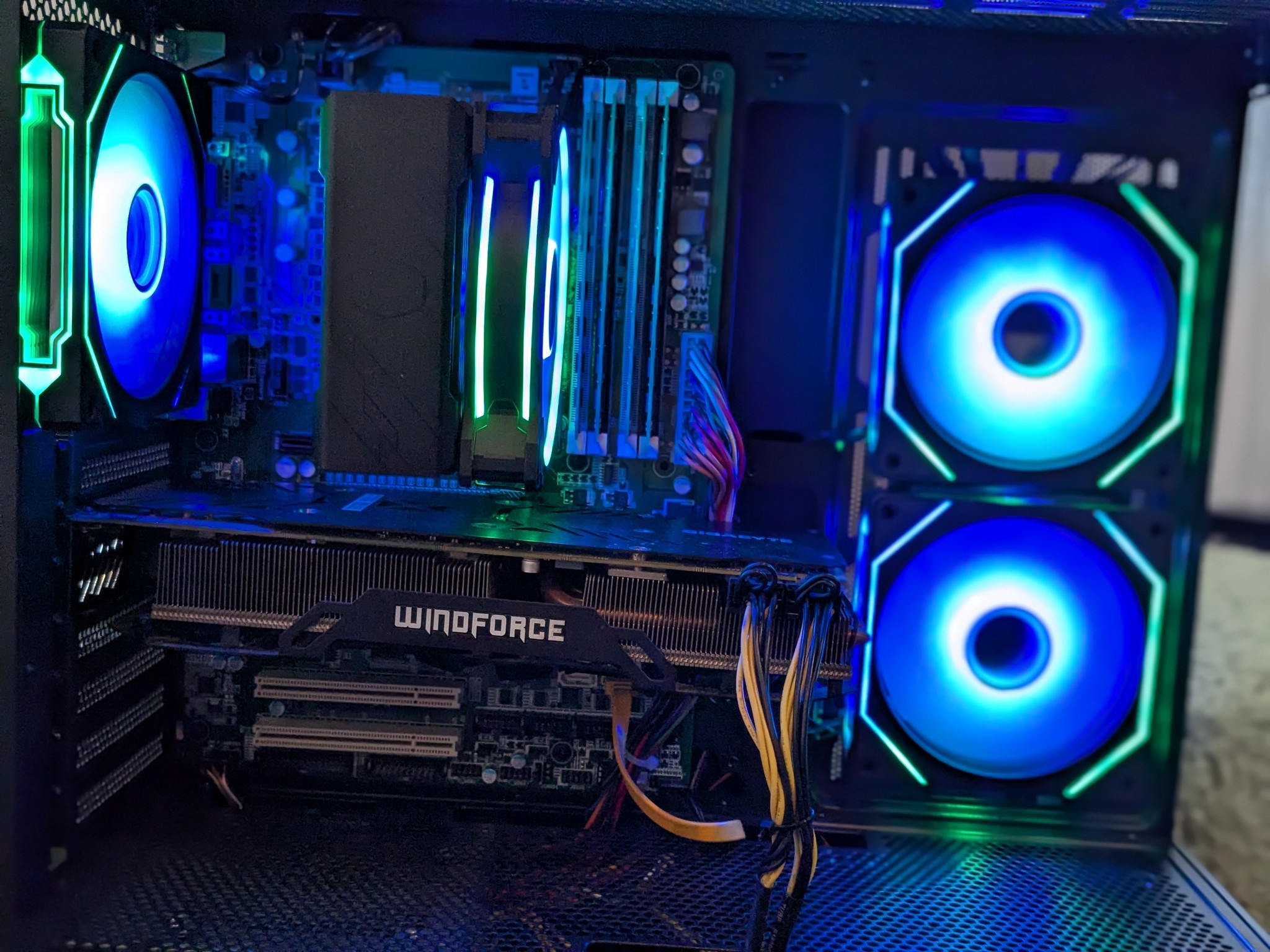 120 FPS Fortnite | 180 Day Warranty | i7-4770, 16GB RAM, AMD R9 Fury, 512GB, Win or Linux