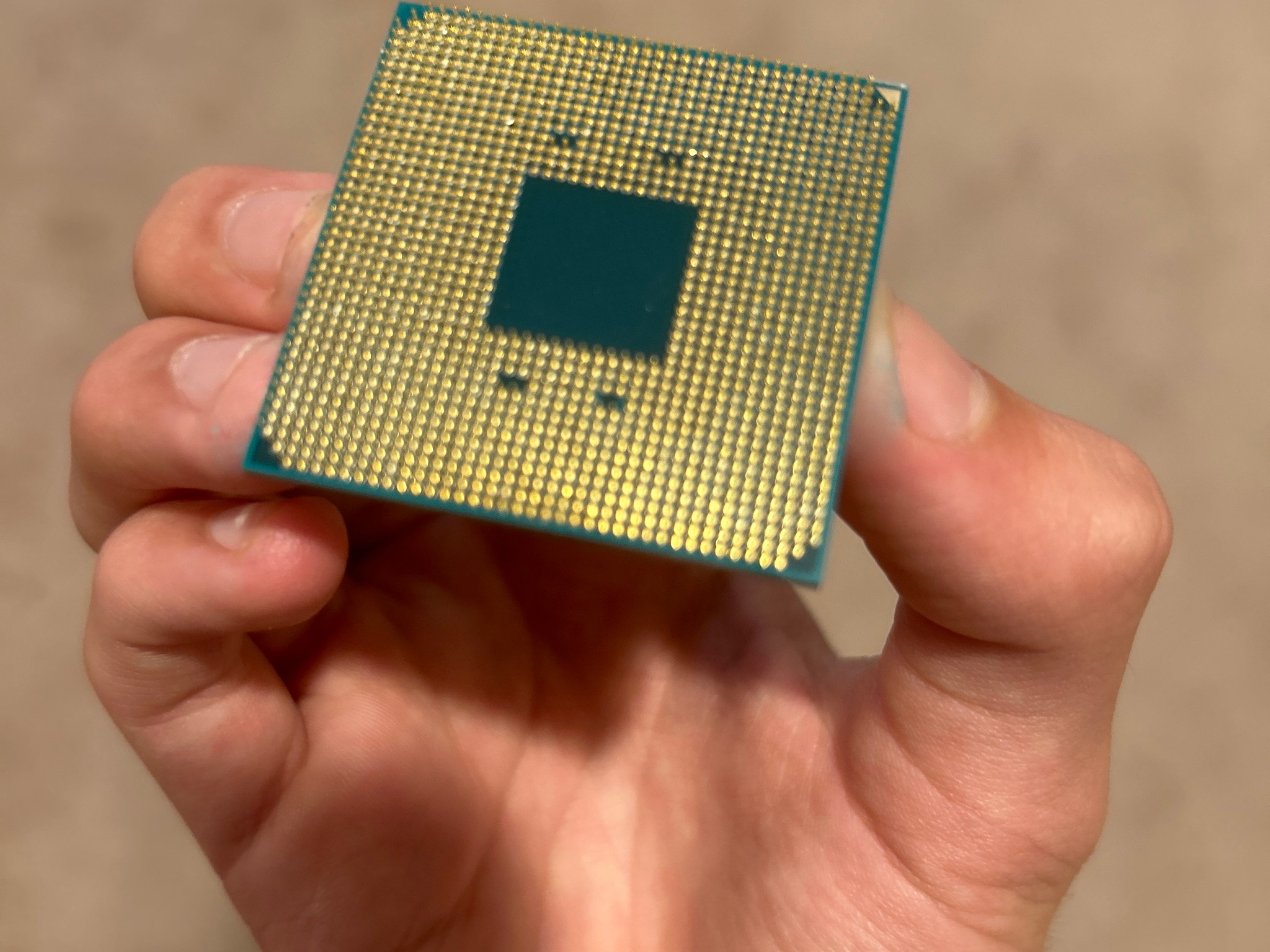 AMD Ryzen 7 2700X 3.7 GHz 8 Core