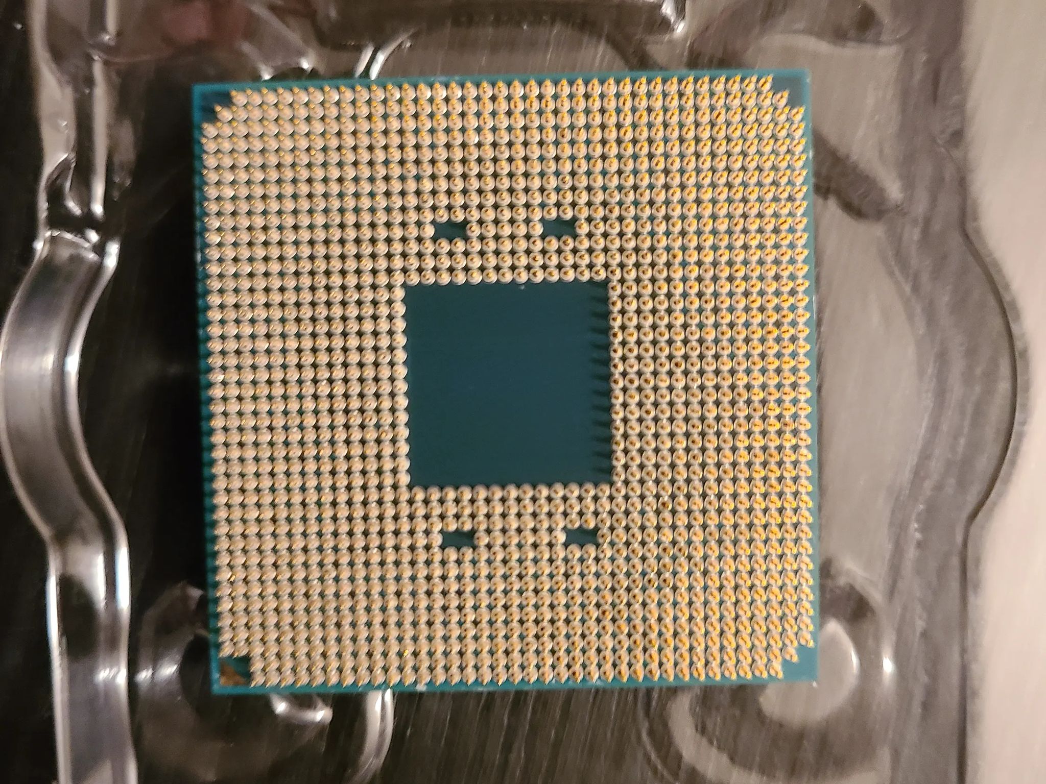 AMD Ryzen 7 3700X Used with Cooler included