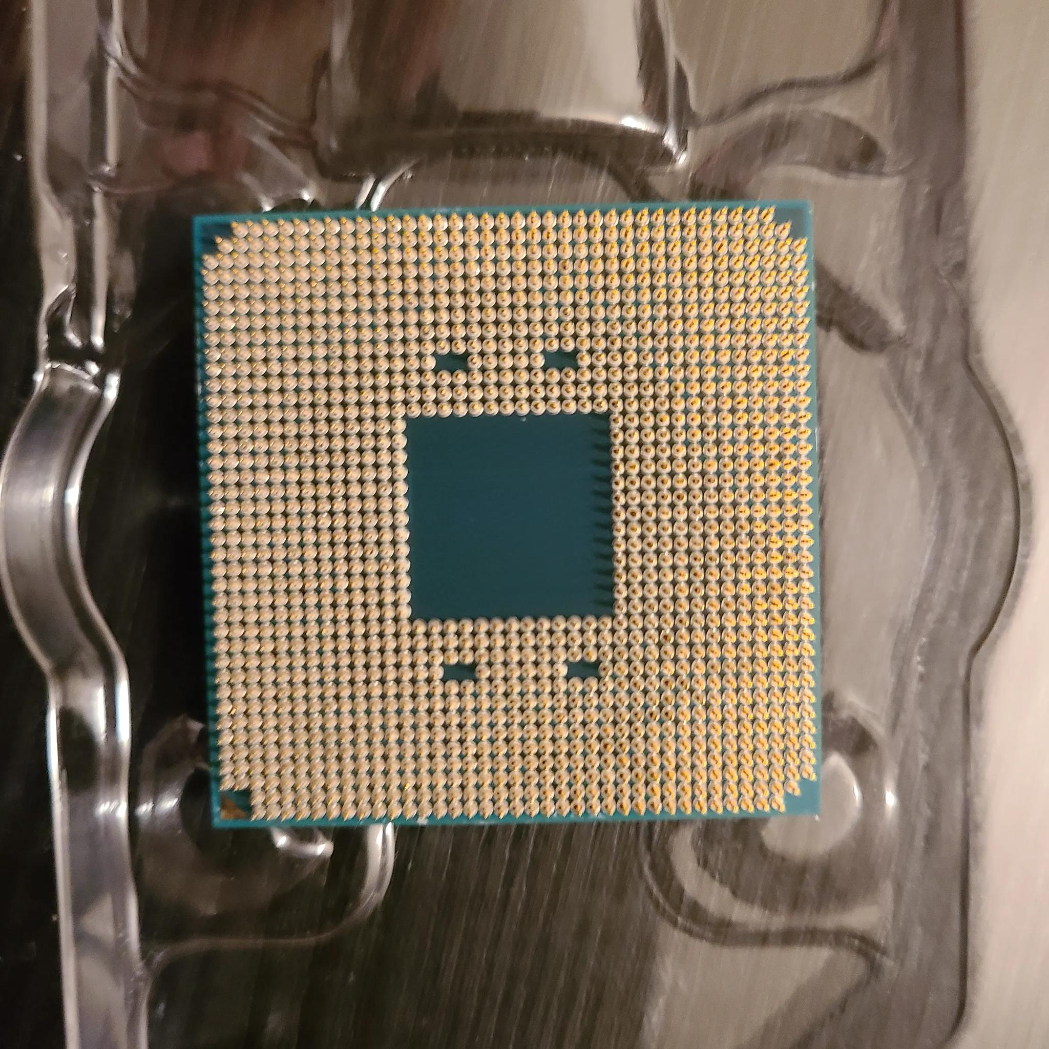 AMD Ryzen 7 3700X Used with Cooler included