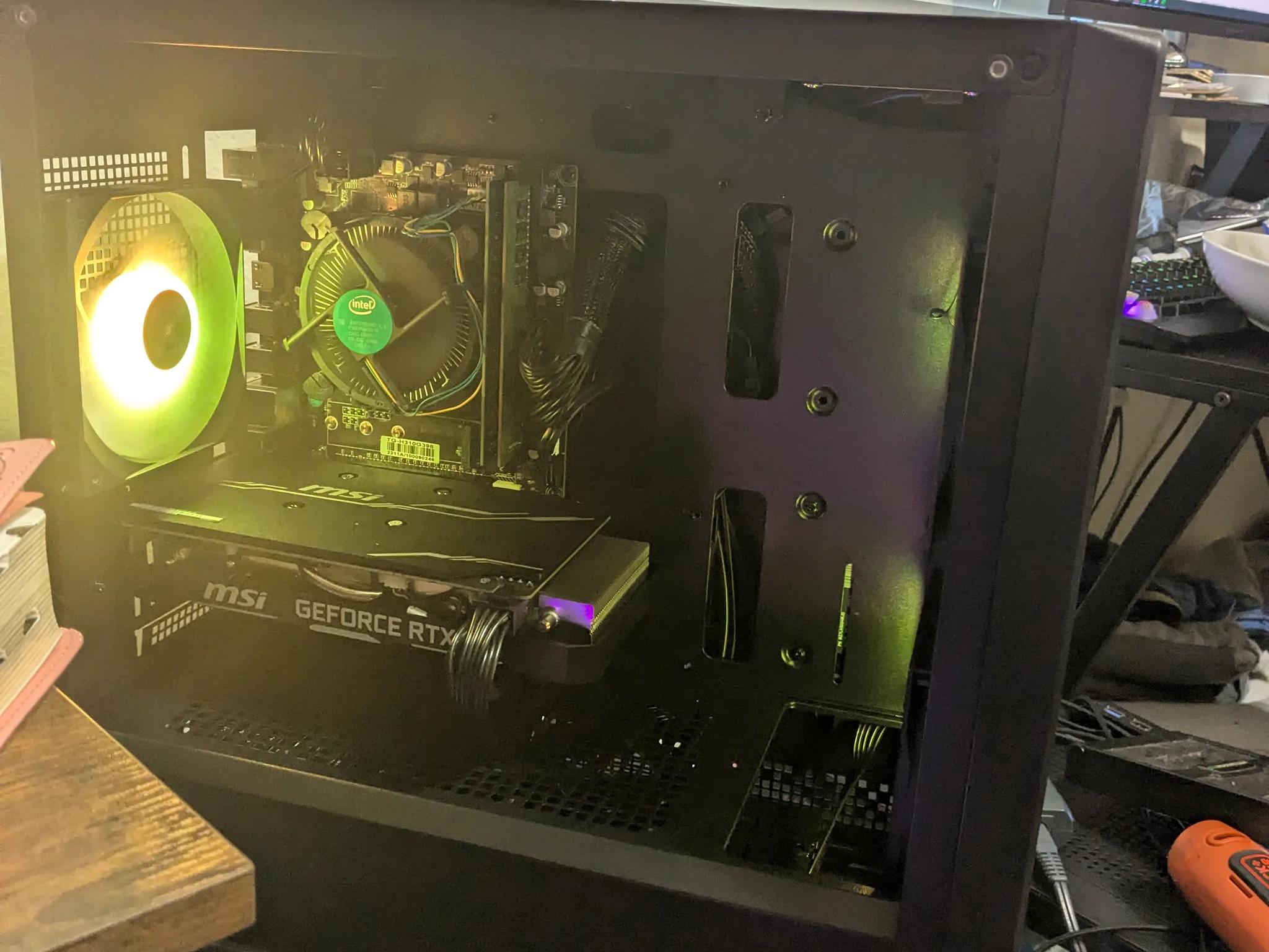 FREE SHIP|| i7-8700, 32GB DDR4, RTX 2060 SUPER 6GB, 500GB Samsung SSD, New PSU, RGB, Wifi, Win10