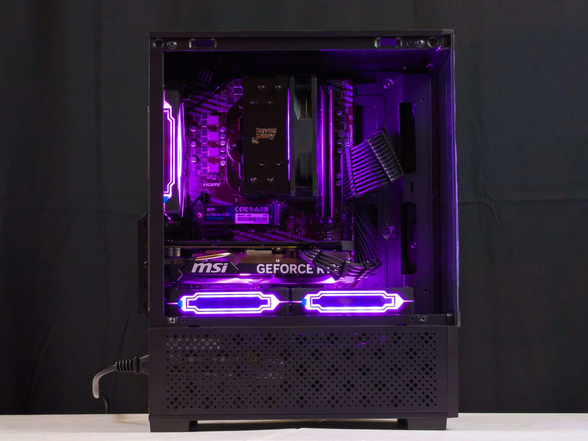 💜🖤 RTX 4060 / Ryzen 7 3700X / 32GB Gaming PC 🖤💜