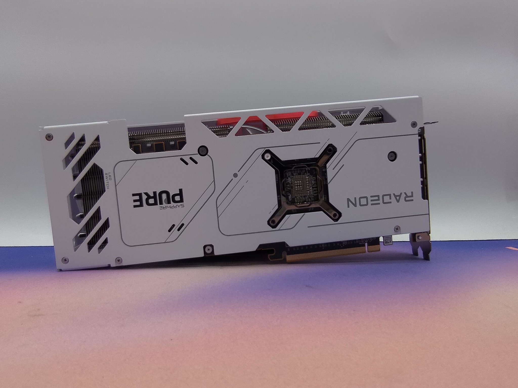 Sapphire Pure RX 7800XT