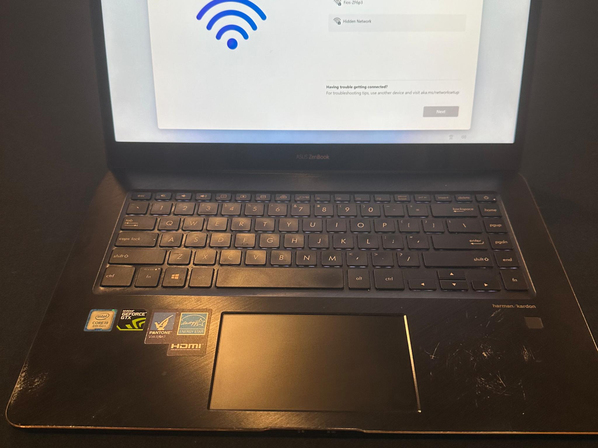 ASUS ZenBook Pro 15 UX580GE; Intel Core i9 8th Gen; NVIDIA GeForce GTX 1050 Ti