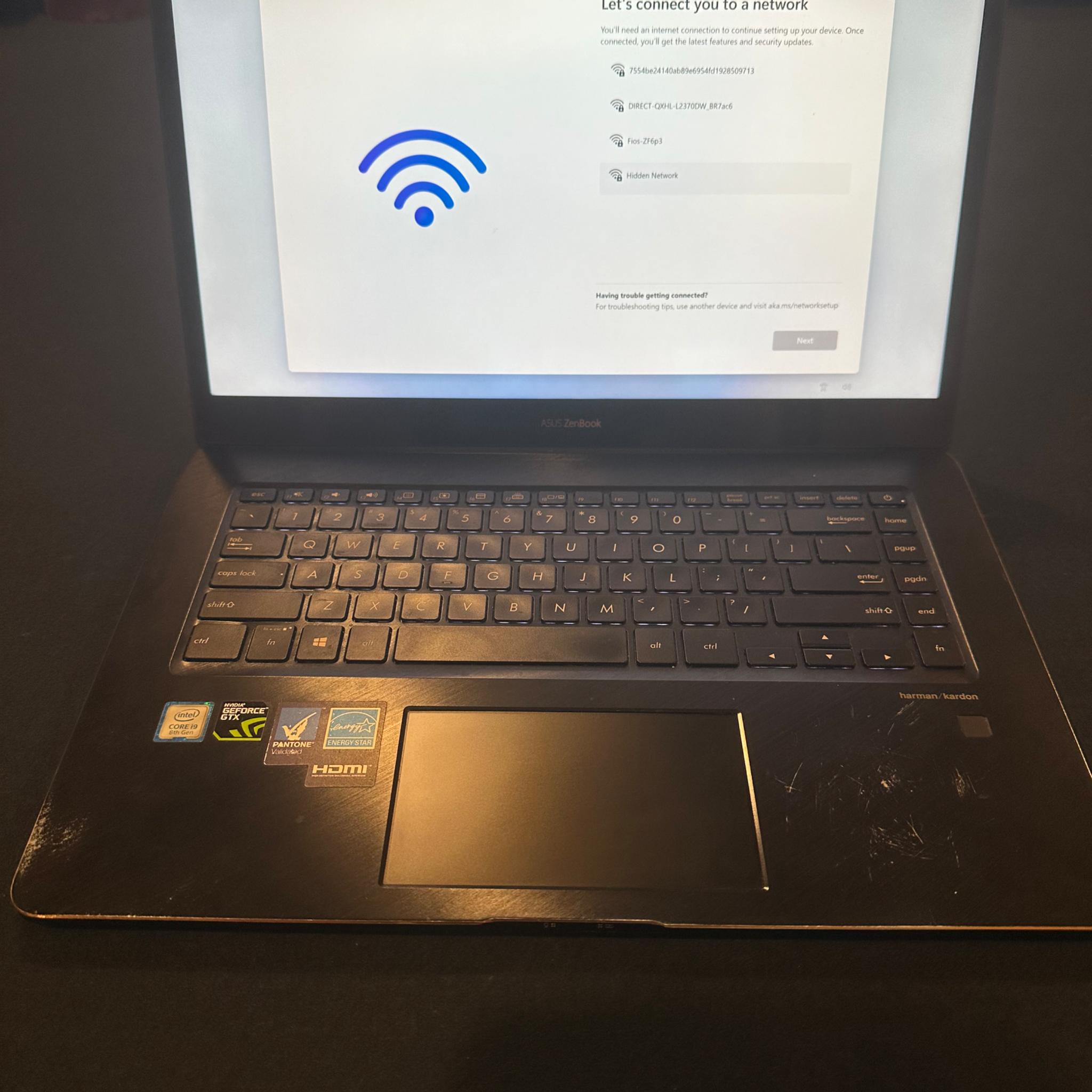 ASUS ZenBook Pro 15 UX580GE; Intel Core i9 8th Gen; NVIDIA GeForce GTX 1050 Ti