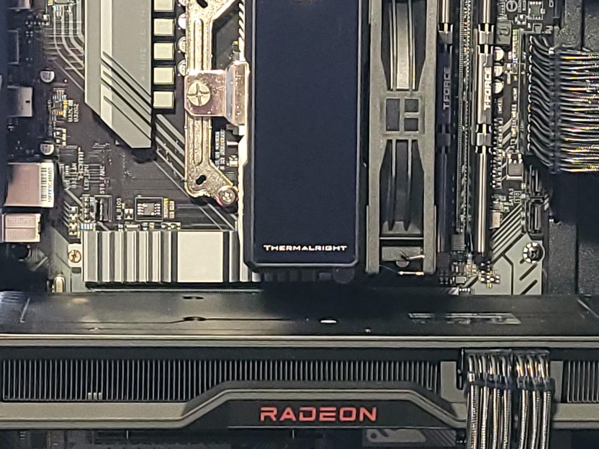 RYZEN 5 5600 | RX 6750XT | 32GB RAM | 1TB STORAGE | WINDOWS 11 ACTIVATED