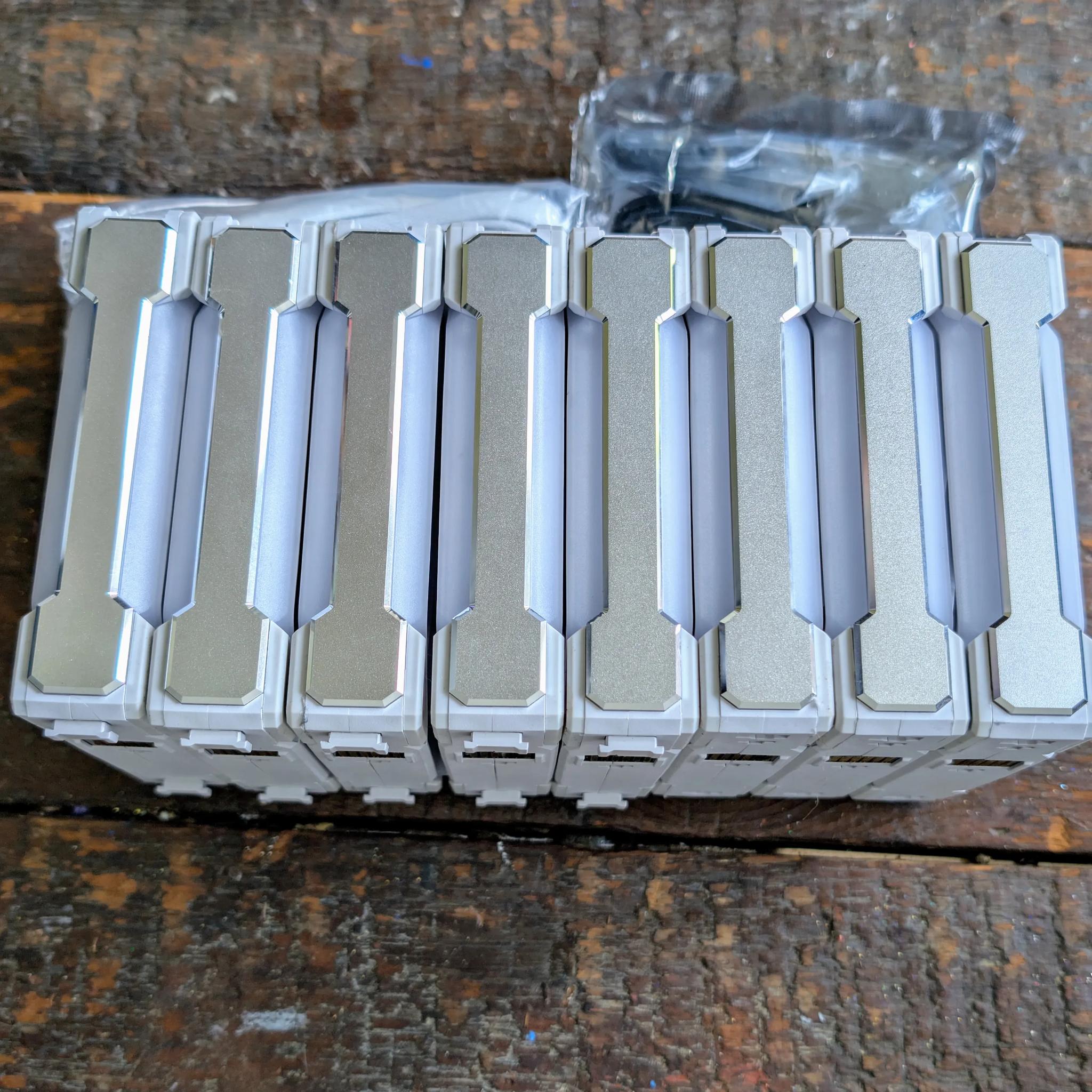 8 Pack Lian Li UNI ARGB White Case Fans