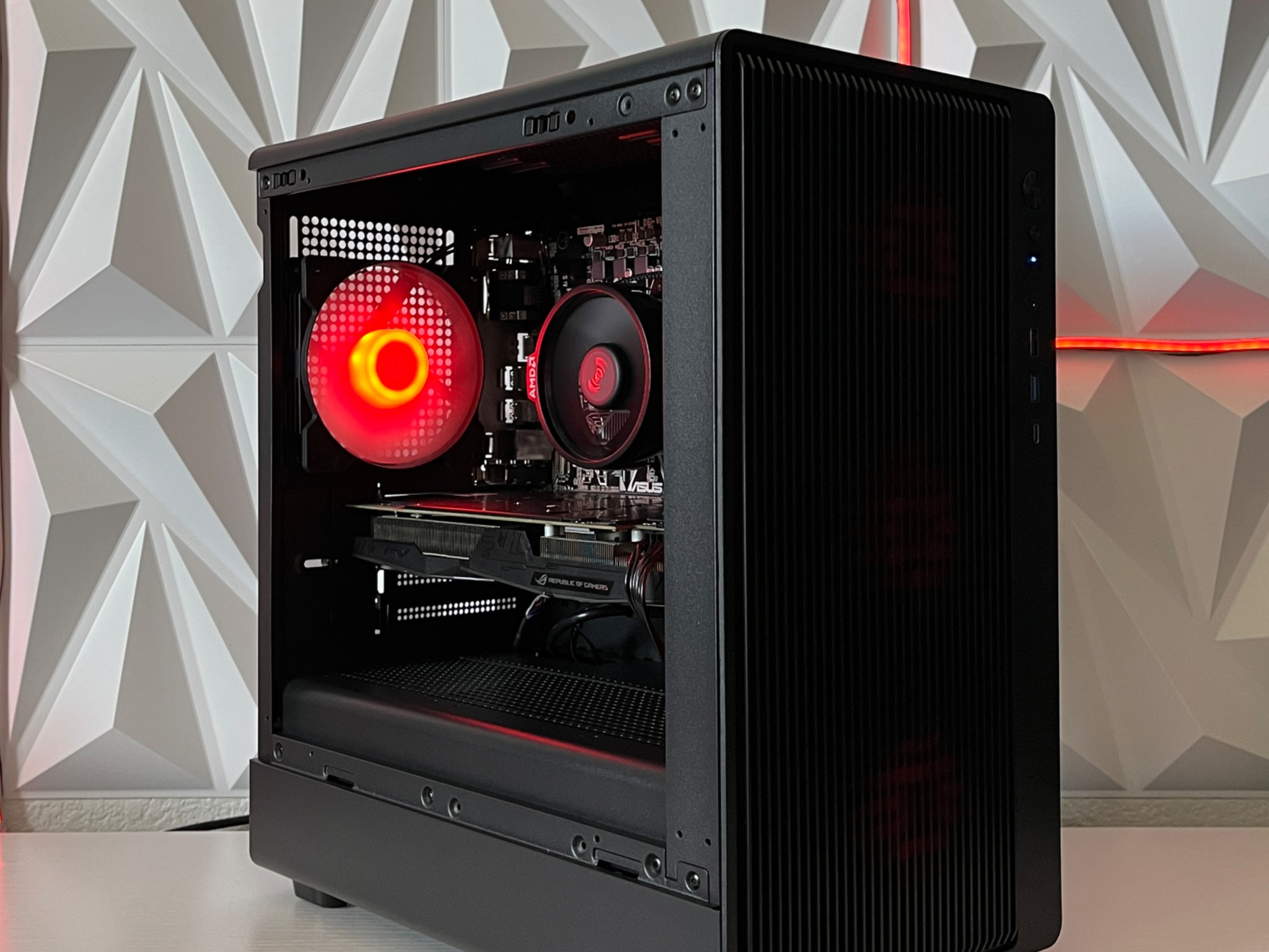 GTX 1060 6GB, Ryzen 5 2600, 16GB RAM | Black RGB Gaming Computer/PC