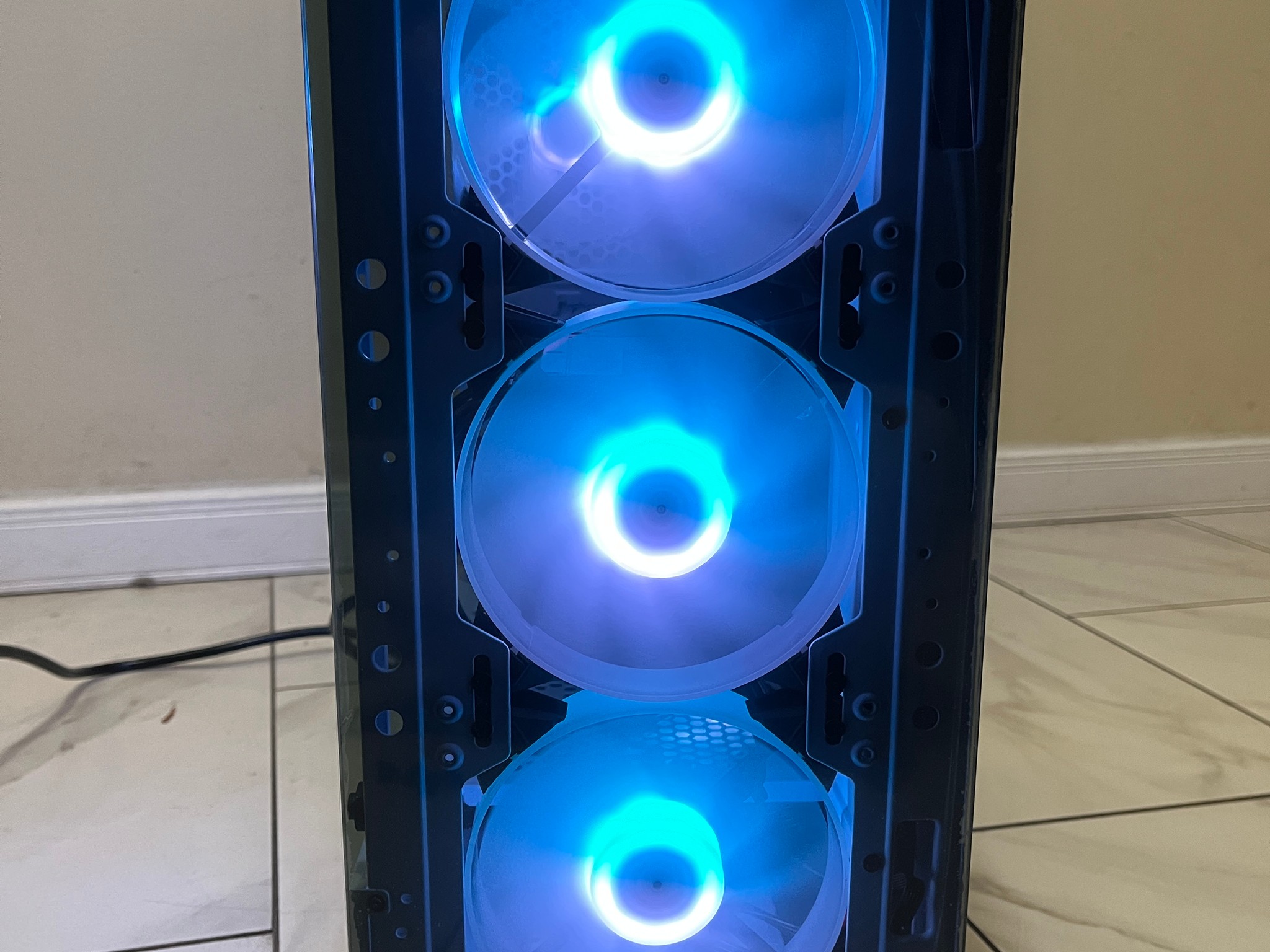 🔥RTX 2070, Intel i5-10400, 12GB RAM, 870 GB Storage, High Performance RGB Gaming PC w/ Remote