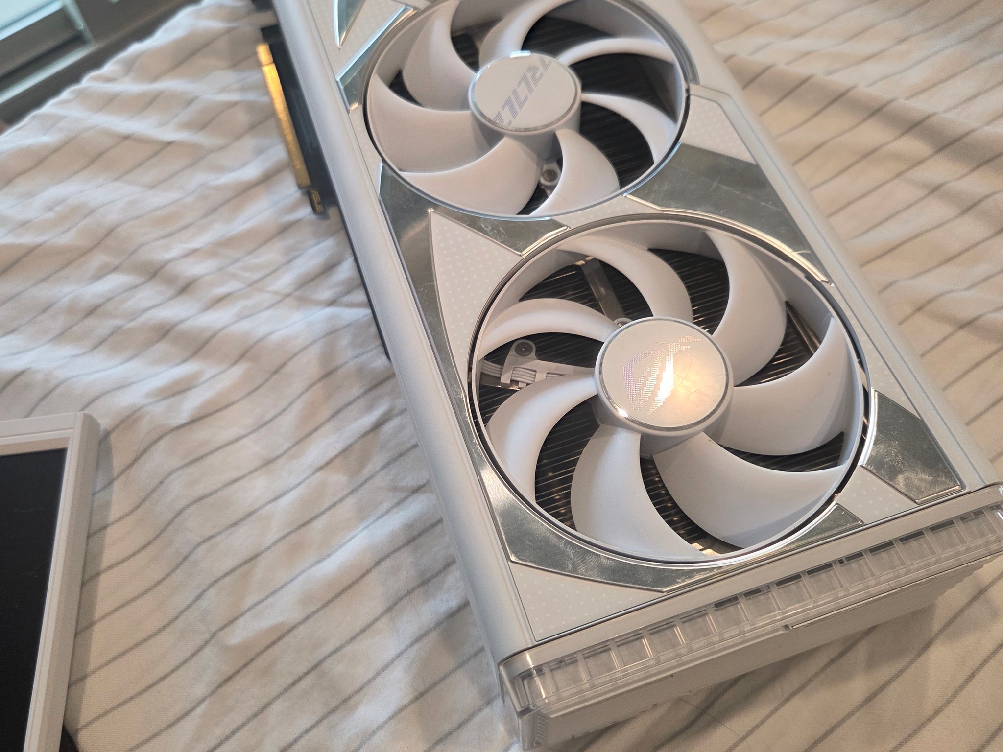 ASUS ROG Strix Gaming White RTX 4090