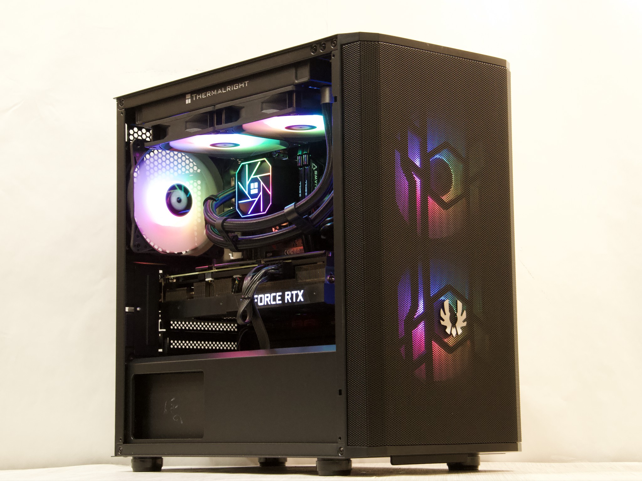 RTX 3080, Ryzen 7 5700X, 32GB DDR4, 1TB NVMe SSD, WiFi - 1440p Gaming PC