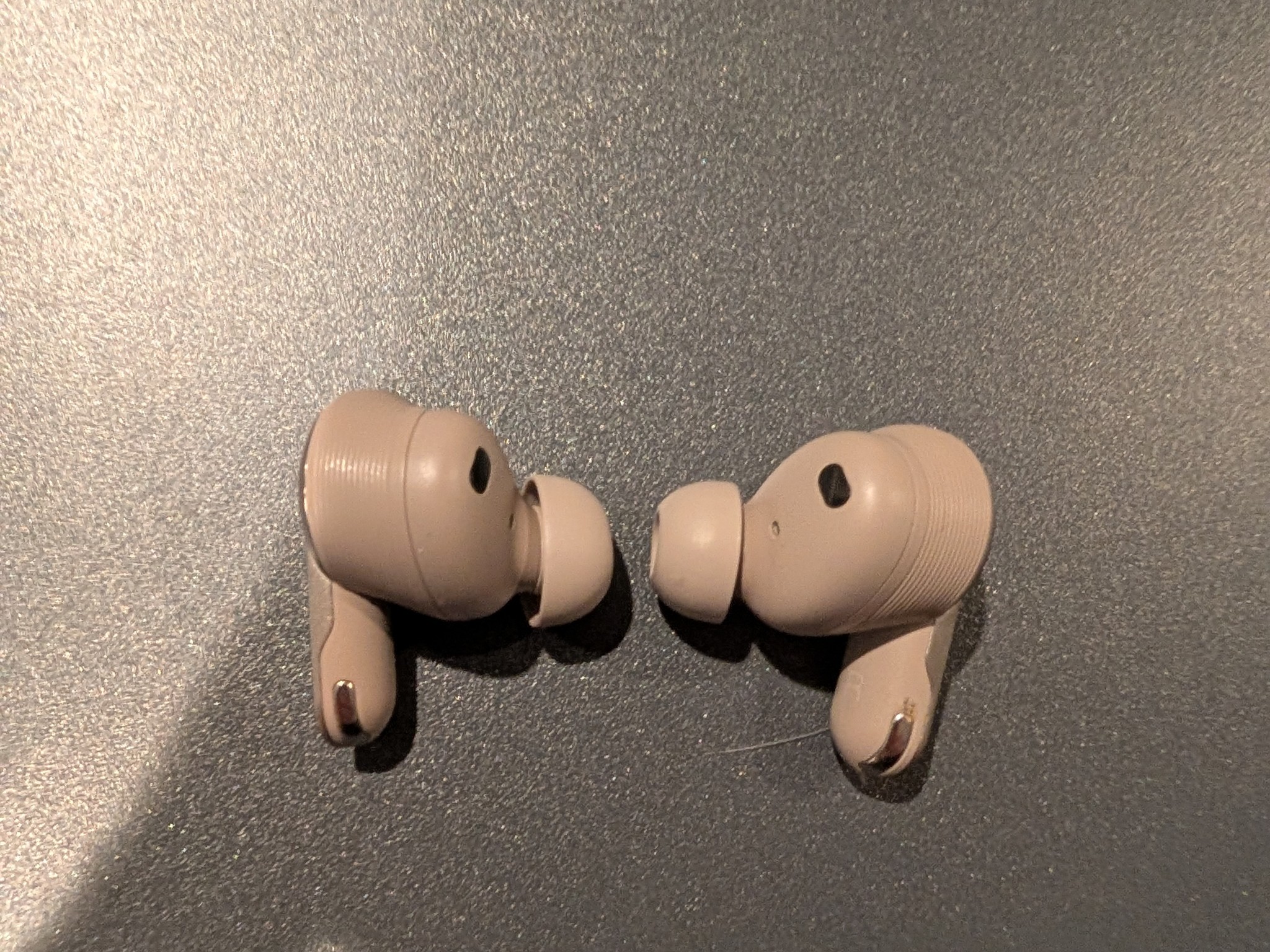 JBL Tour Pro 3s