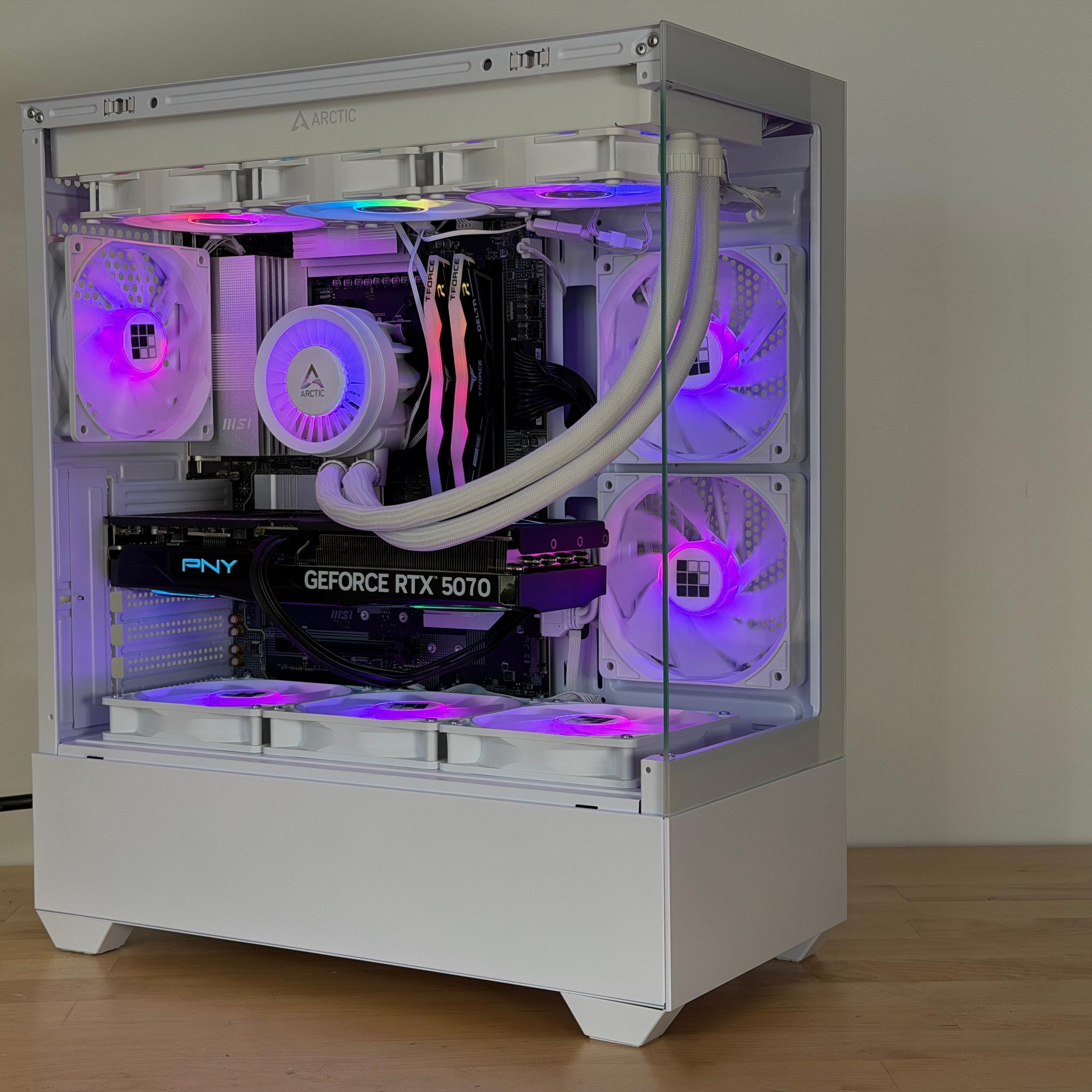 RTX 5070 Ryzen 7 9800x3d Gaming PC With 2tb ssd and 32gb DDR5