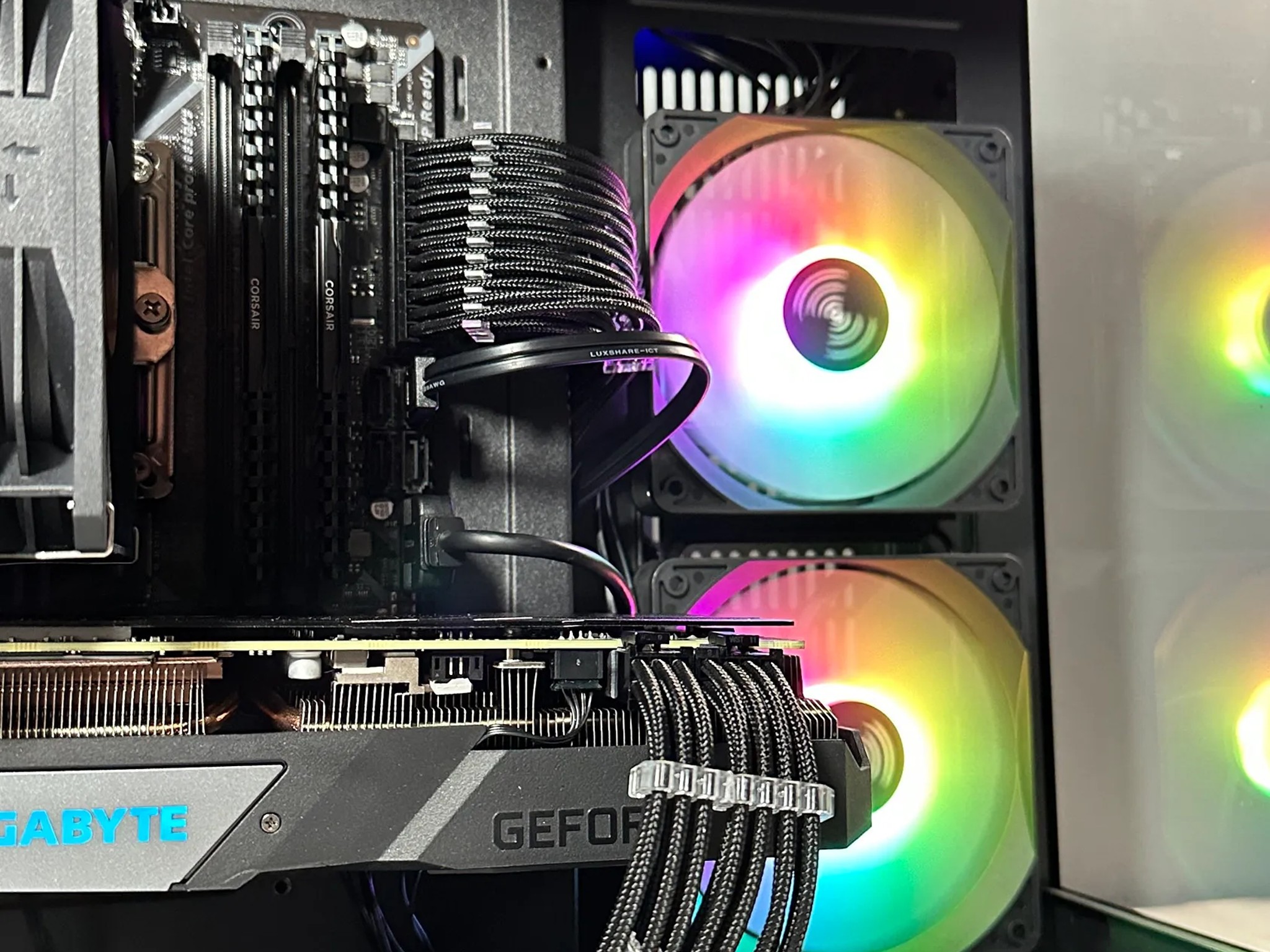 RTX 2070 Super | Intel i5 9400F | 16GB RAM | 1TB SSD | Gaming/Streaming PC WIFI WIN10
