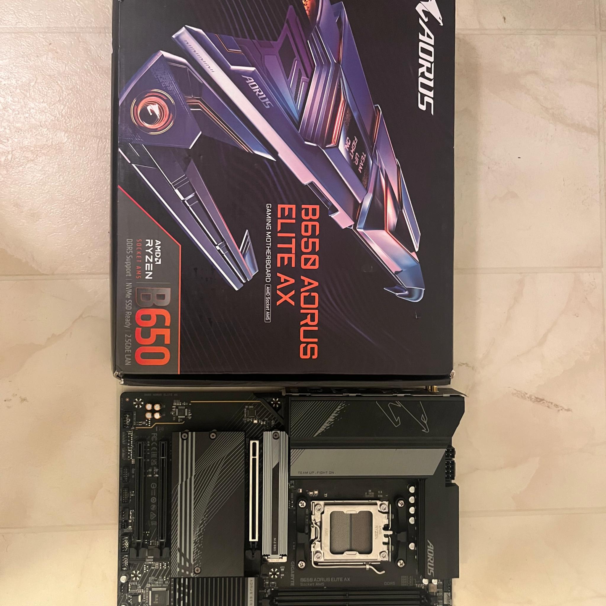GIGABYTE B650 AORUS ELITE AX ATX AM5 (DDR5, PCIe 5.0)