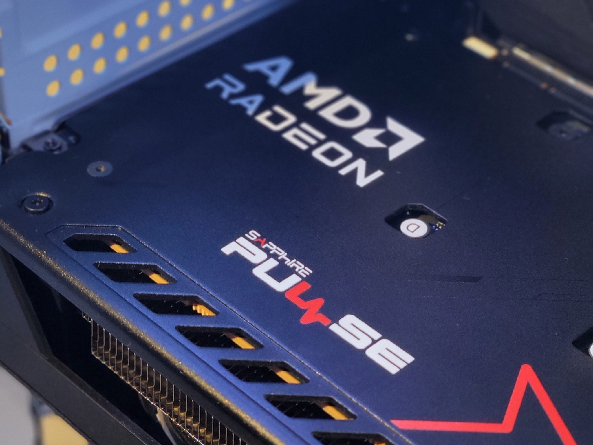 Black Gaming PC| Ryzen 5 5600X | RTX 3070 | 32GB DDR4 | 1440p