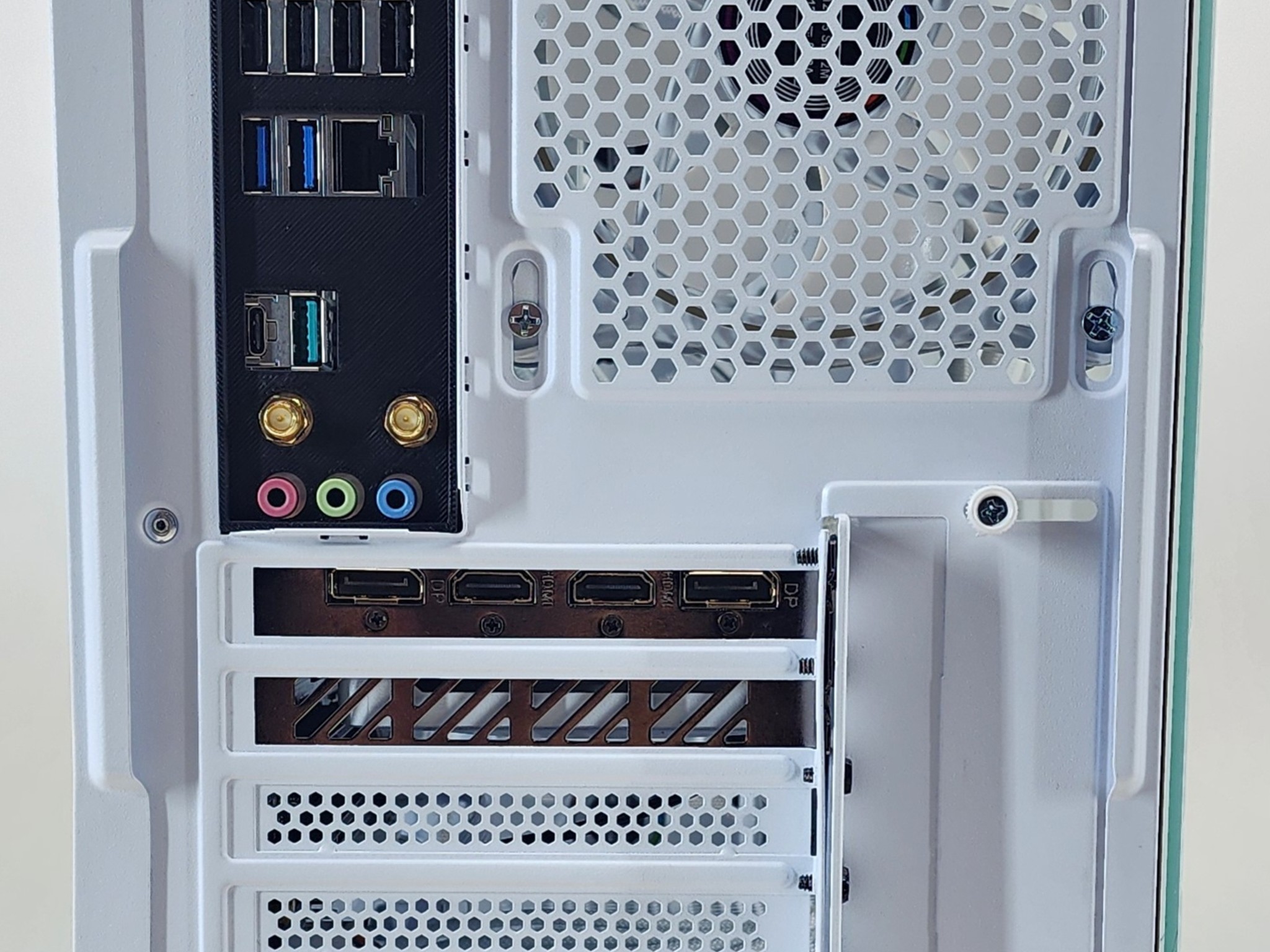 Gaming PC Ryzen 5 7600X 16GB RAM 500GB SSD RTX 4060 8GB Windows 11 Computer