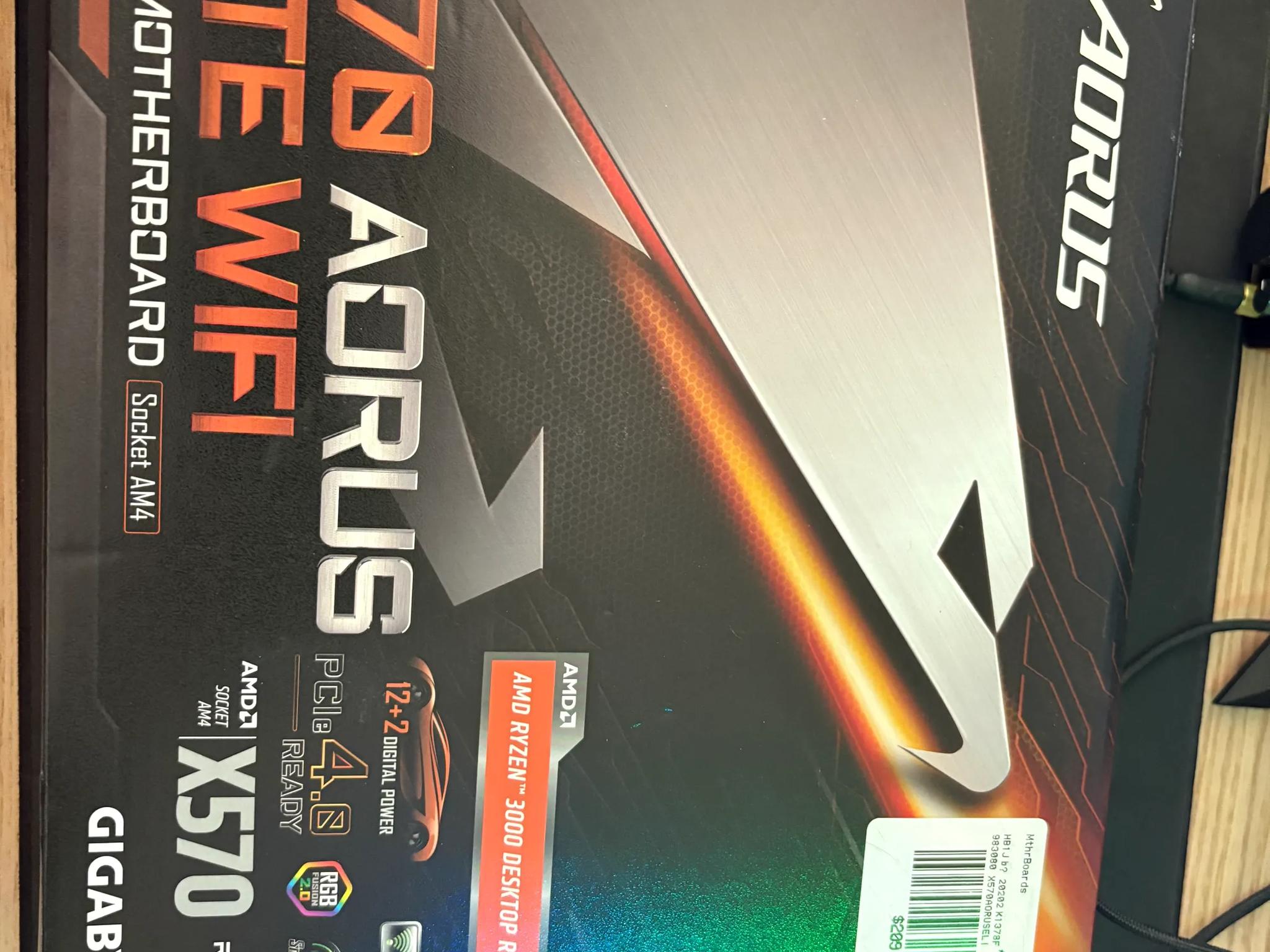 GIGABYTE X570 Aorus Elite WiFi w/ Original Box