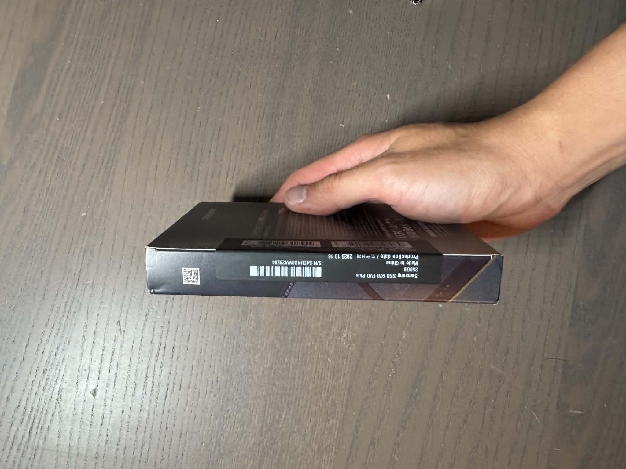 Samsung 970 EVO Plus SSD 250GB M.2 NVMe V-NAND SSD (MZ-V7S250B/AM)