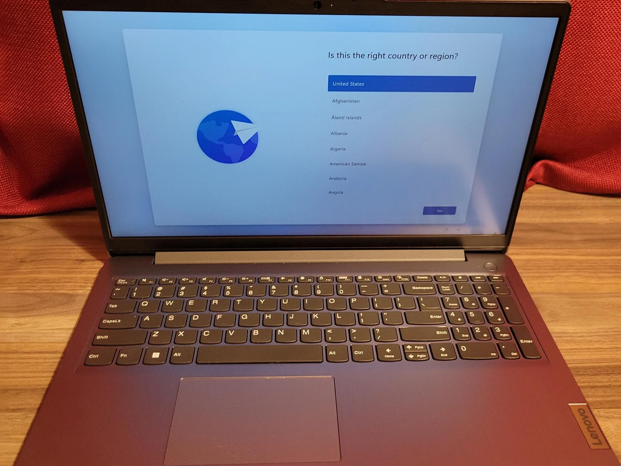 Lenovo Ideapad 3i Laptop - 15.6" FHD Touch Screen - 512GB SSD - intel i5 11th gen.