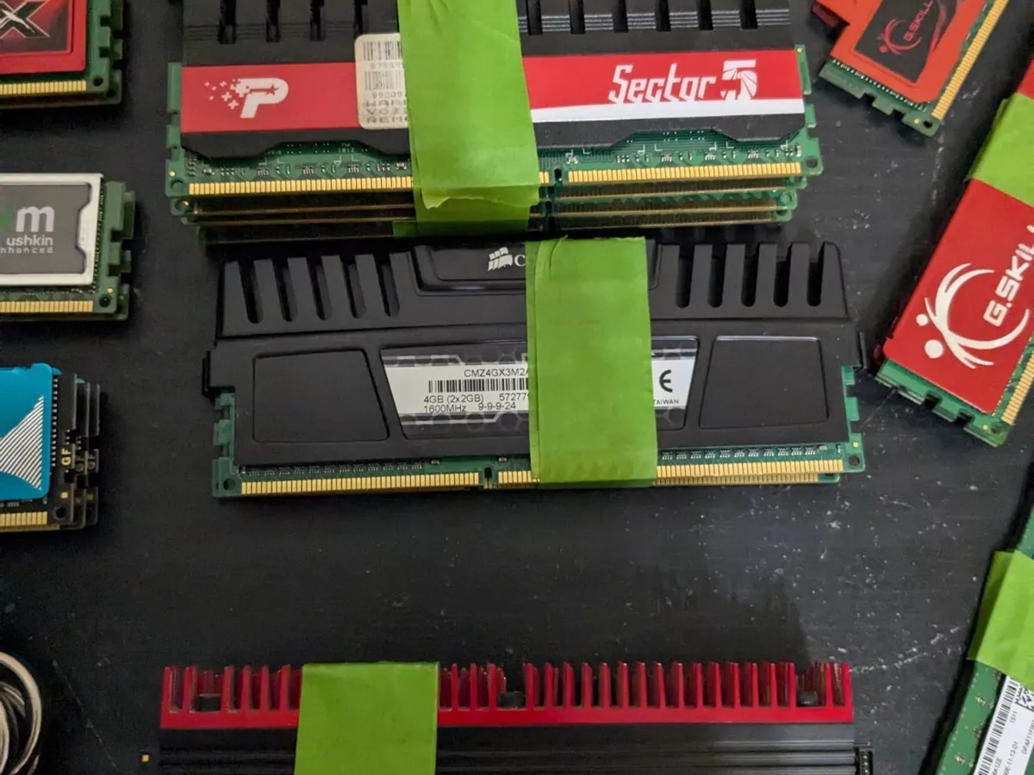 High End DDR3 Lot 2GB x 46, 92GB Corsair G.Skill Mushkin OCZ Kingston Patriot