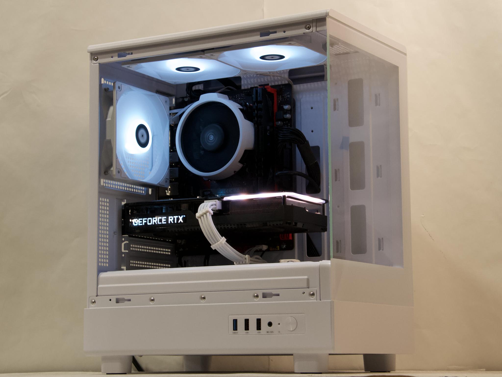 RTX 3070, Ryzen 5 3600, 16GB DDR4, 1TB NVMe SSD, WiFi - Custom Gaming PC