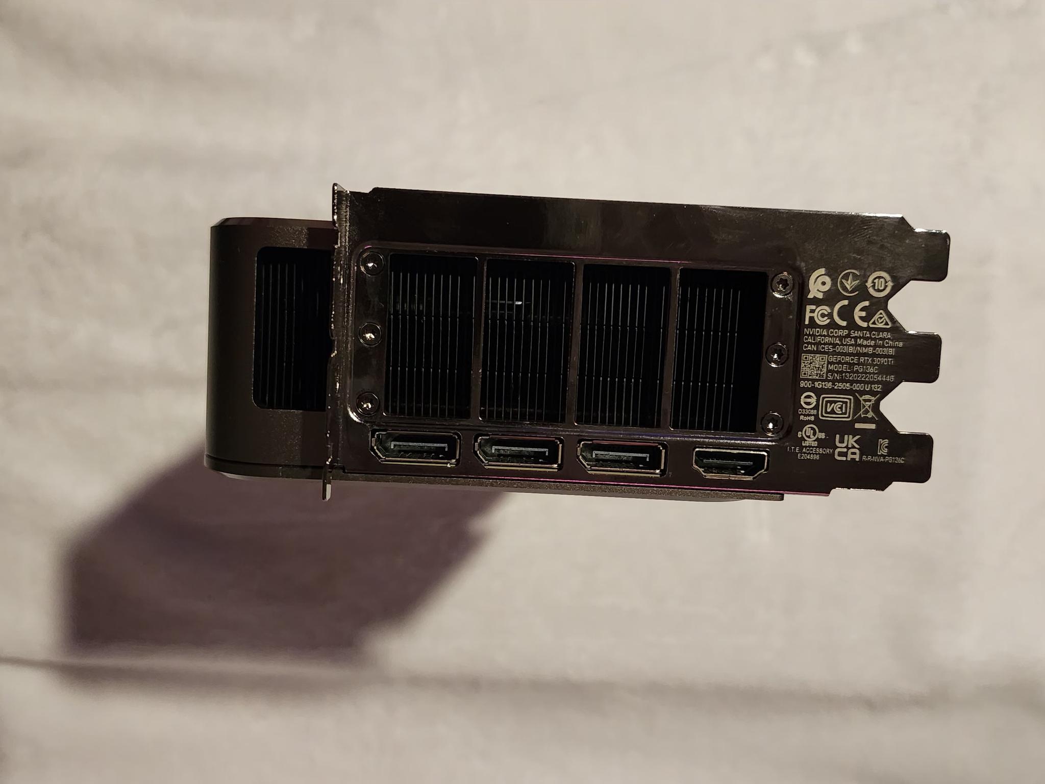 NVIDIA GeForce RTX 3090 Ti Founders Edition