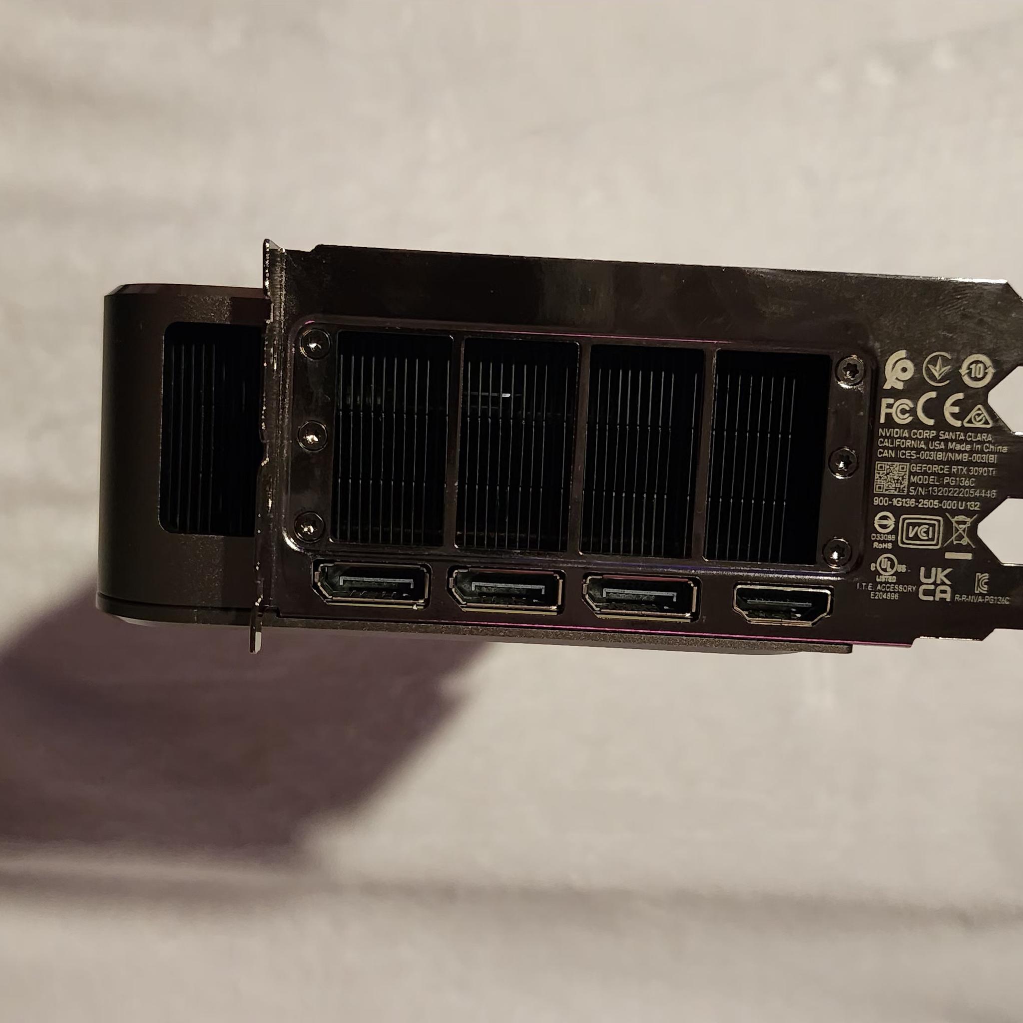 NVIDIA GeForce RTX 3090 Ti Founders Edition