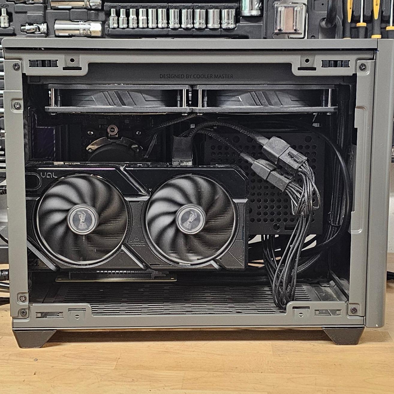 ITX Cooler Master PC Case
