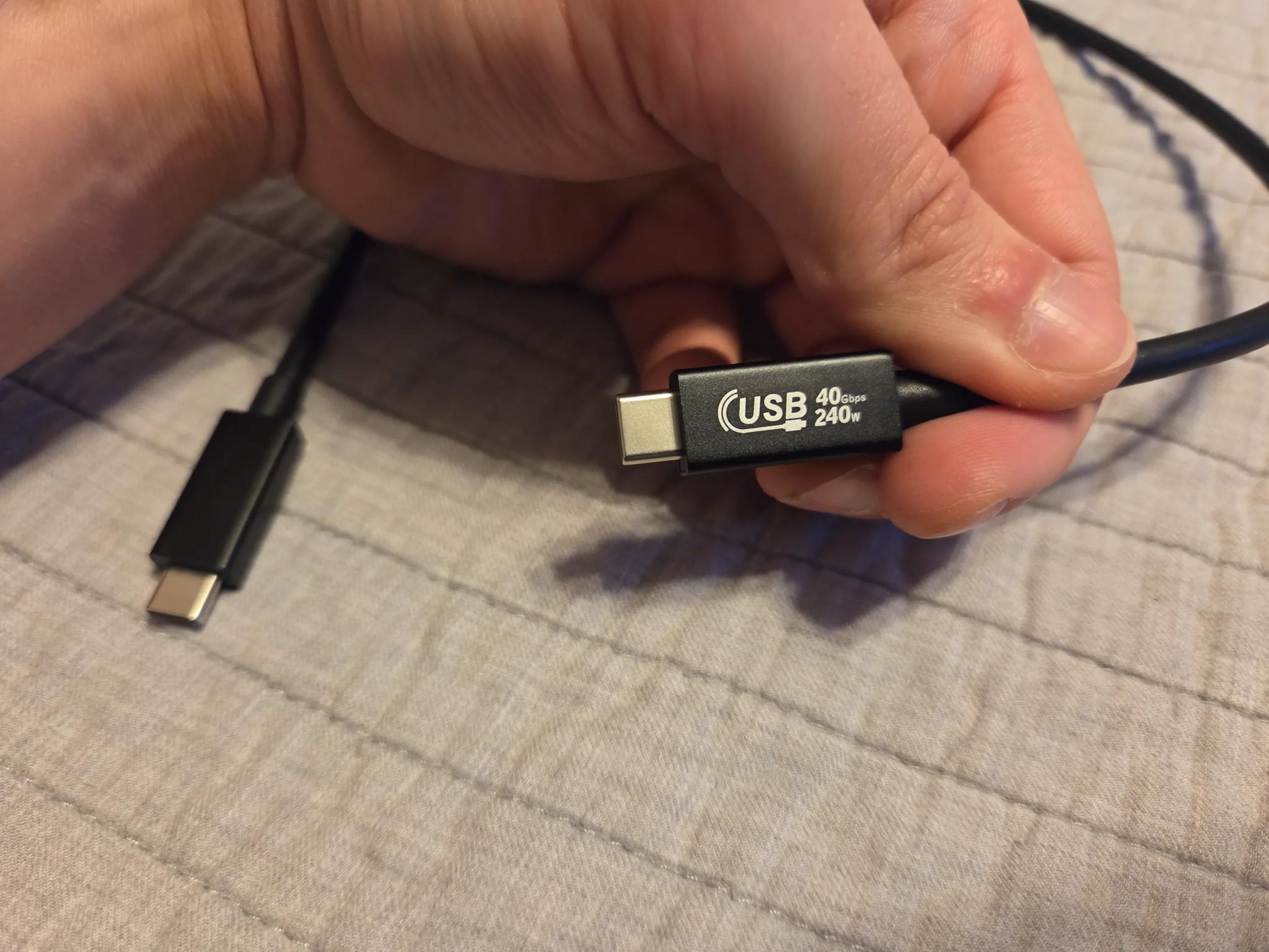 AOOSTAR EGPU AG02 500w | Silver & Black | Used Like New