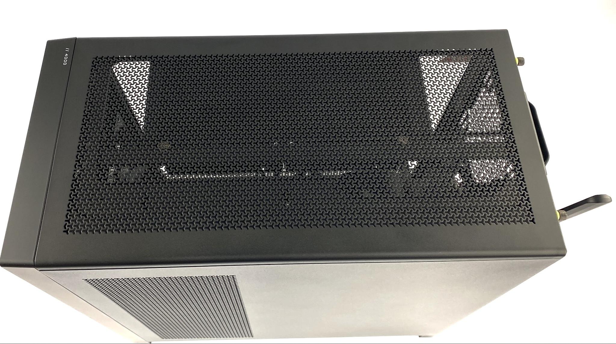 UTAR Custom Gaming PC - Ryzen 7 9700X/Radeon RX 7600