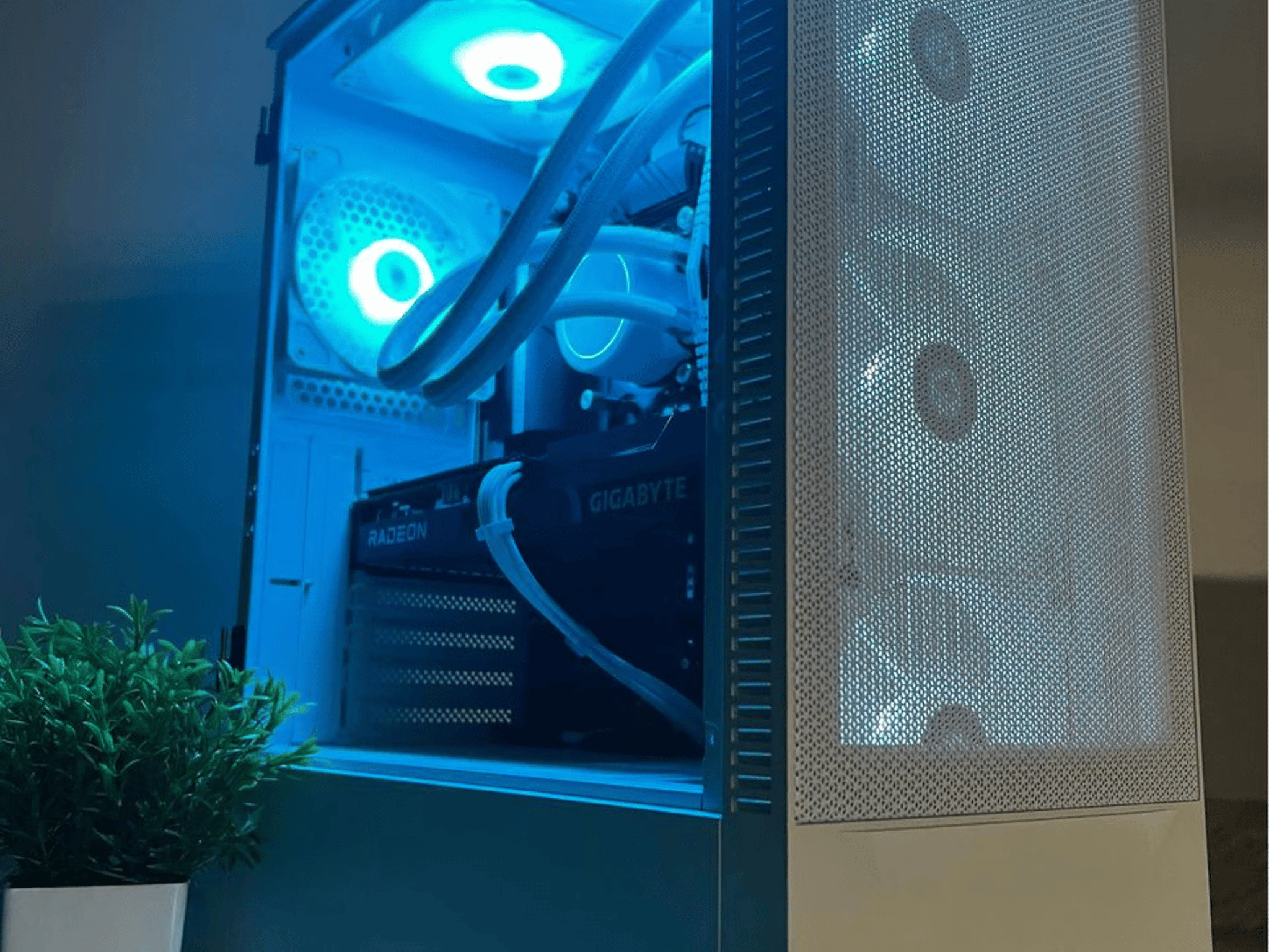 i5 10600k / RX 6600 Gaming PC