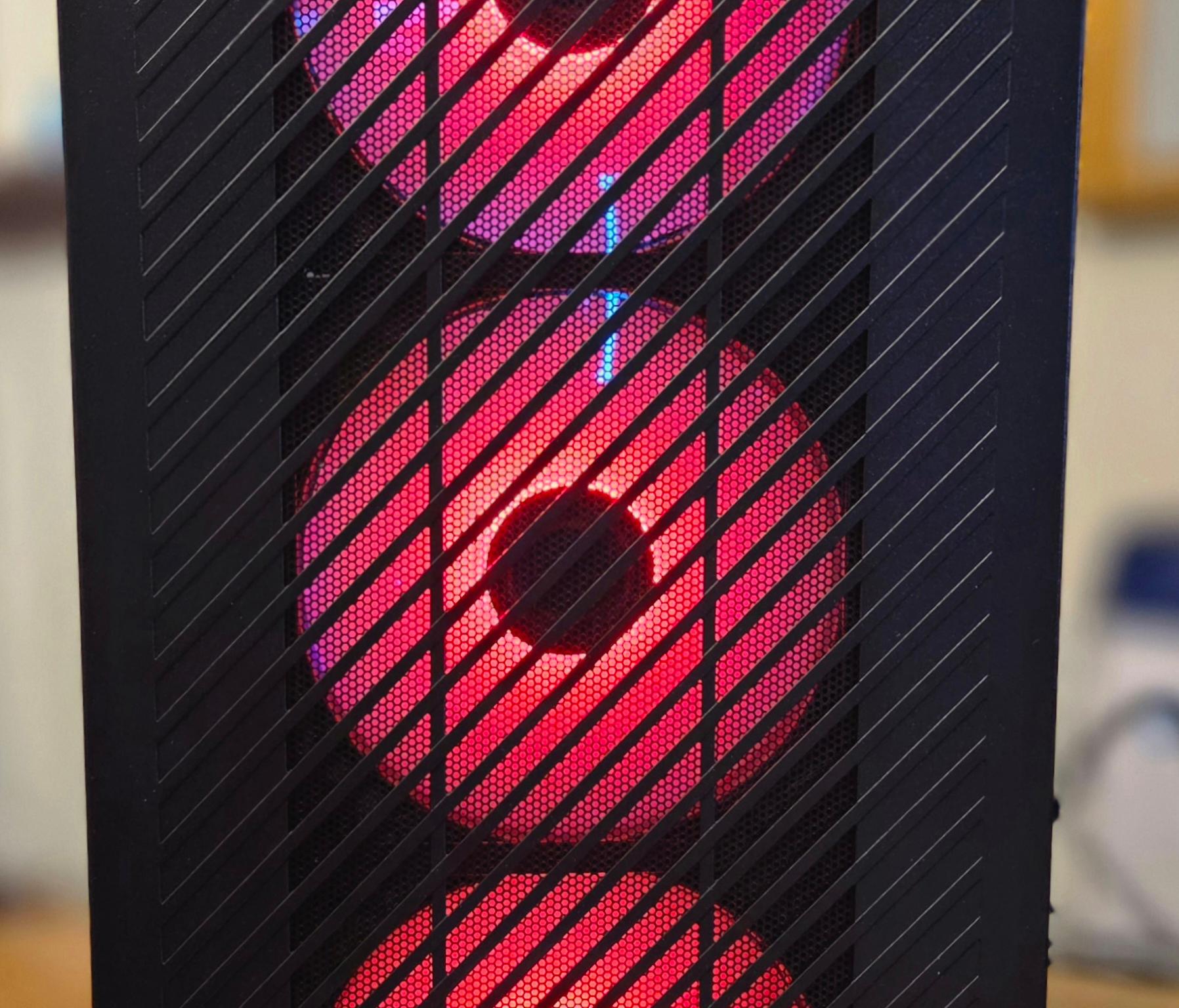 Cooler Master, ASRock, Zotac RTX 5070, Kingston 32GB 6000MHz