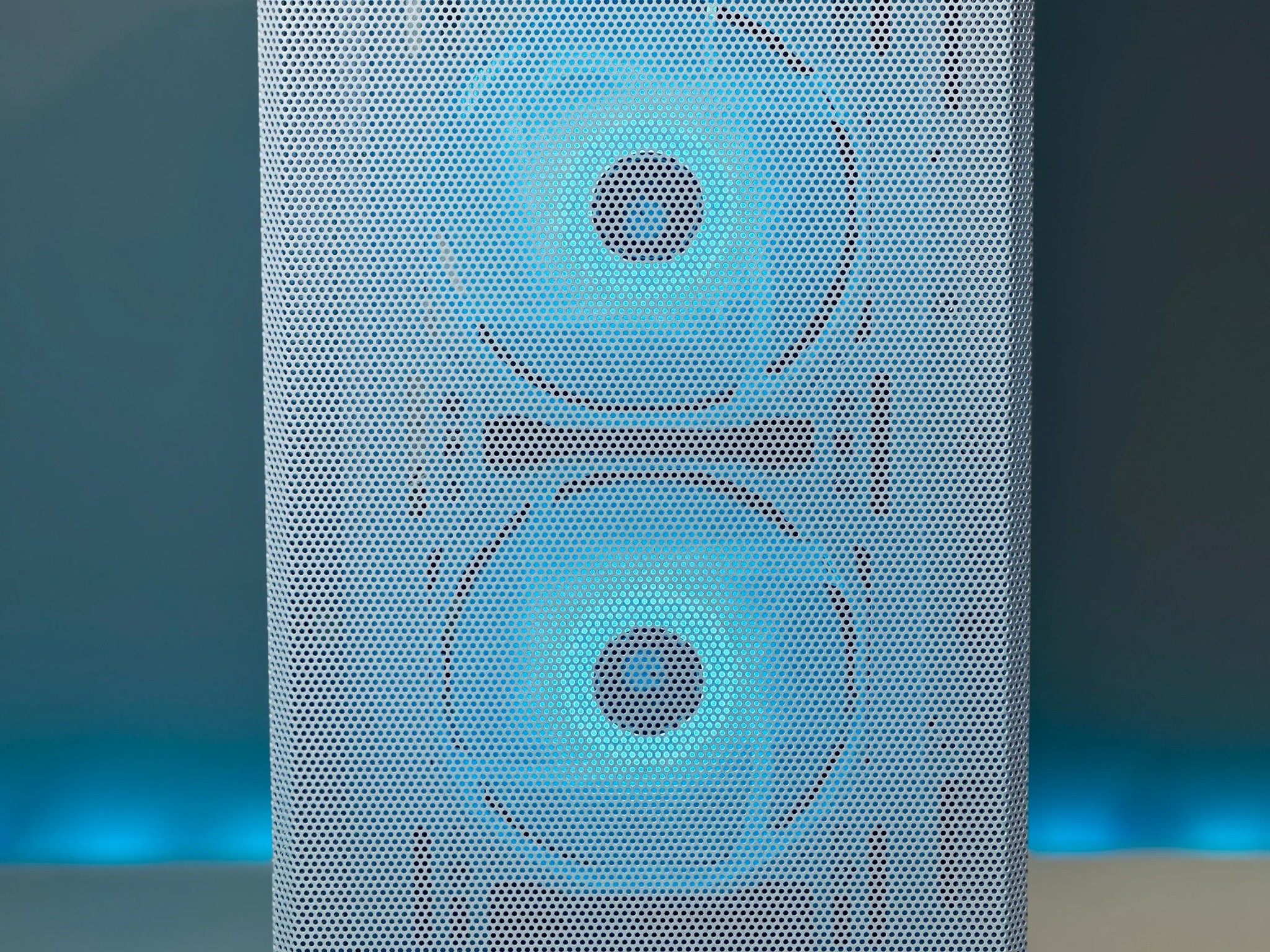 RX 6650XT | AMD Ryzen 7 2700X | 16GB RAM | 1TB SSD | Gaming/Streaming PC WIFI WIN10