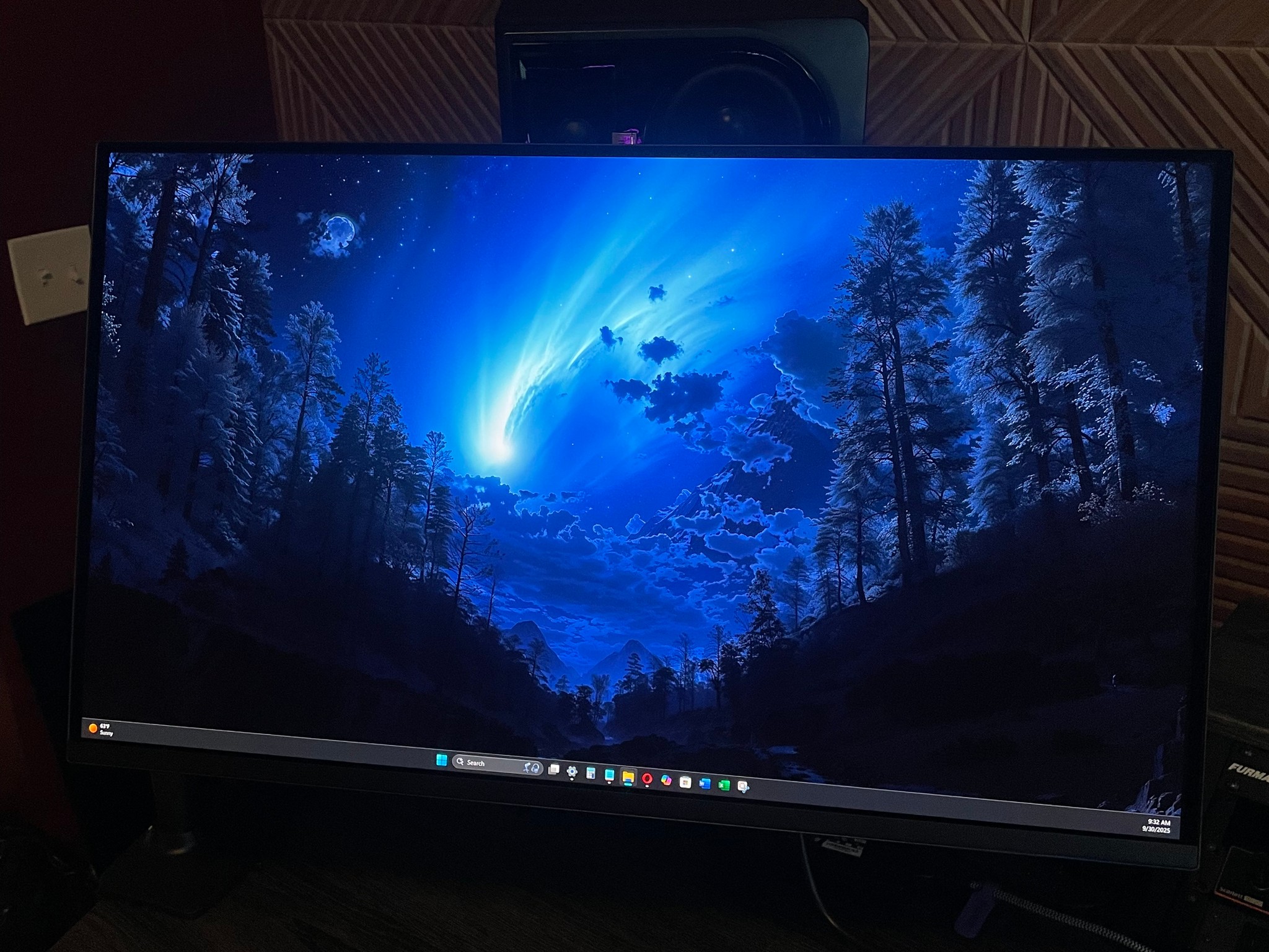 AORUS (FO32U2P) 32" QD-OLED 4K Gaming Monitor (240hz)