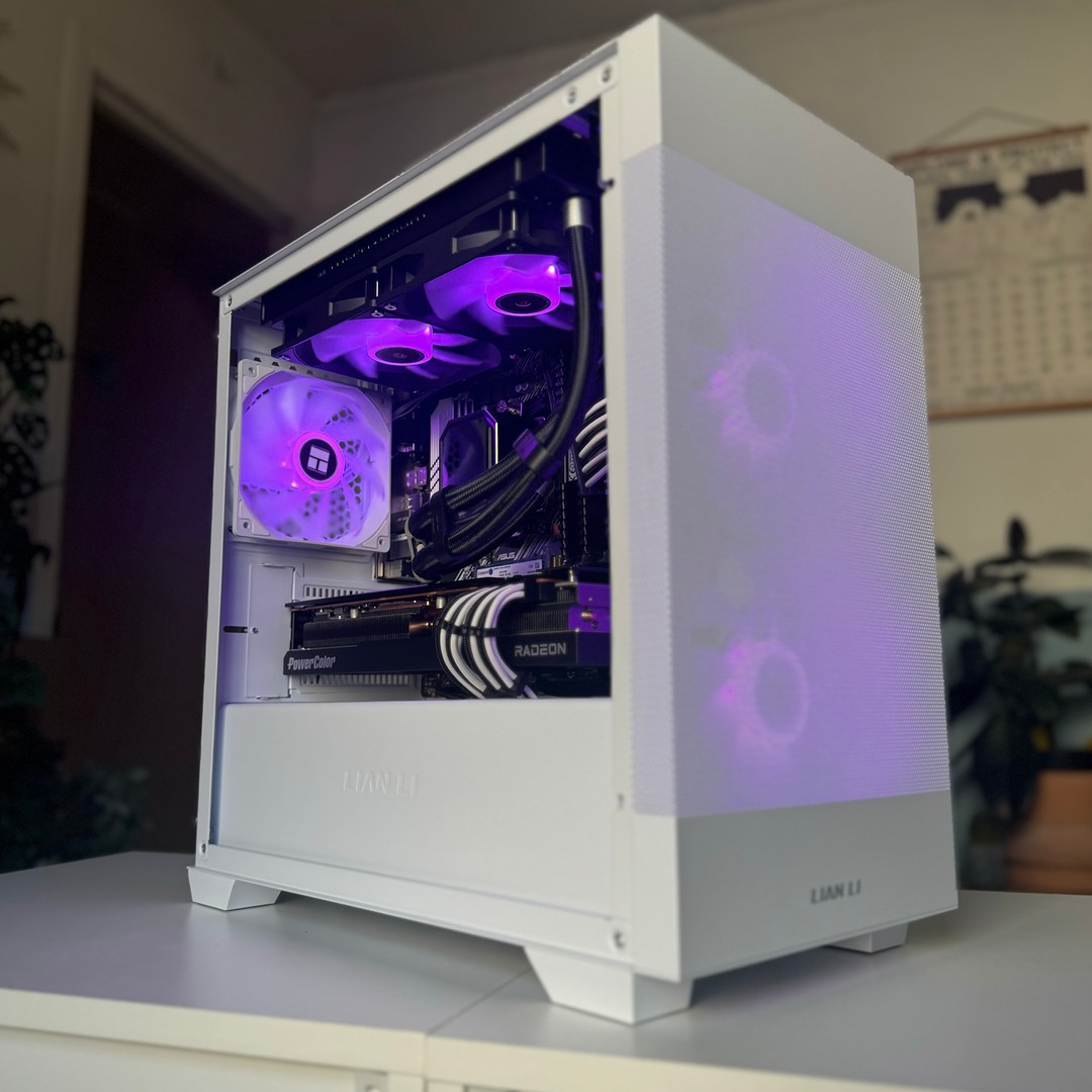 ゲーミングPC　Ryzen 7 5700X　RX 7700 XT 🐼 1440p Gaming PC - RX 7700XT | Ryzen 7 5700X | 32GB RAM | 1TB